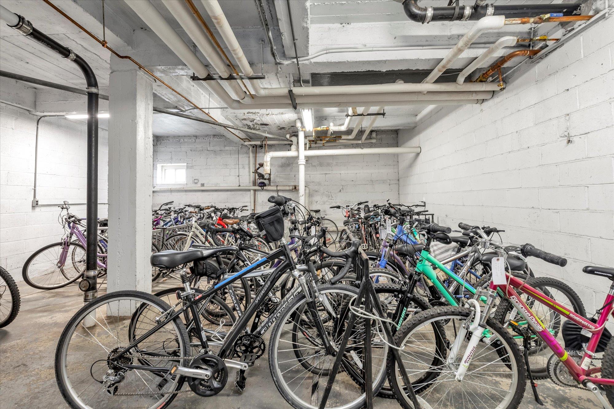 23-45 Bell Boulevard # 4K, Bayside, NY 11360