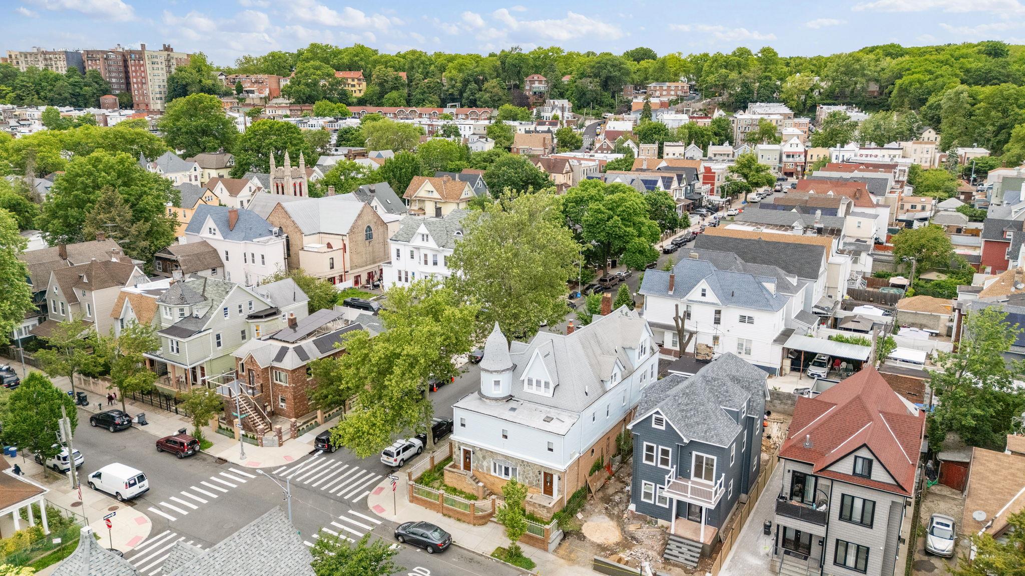 171 Arlington Avenue, Brooklyn, NY 11207