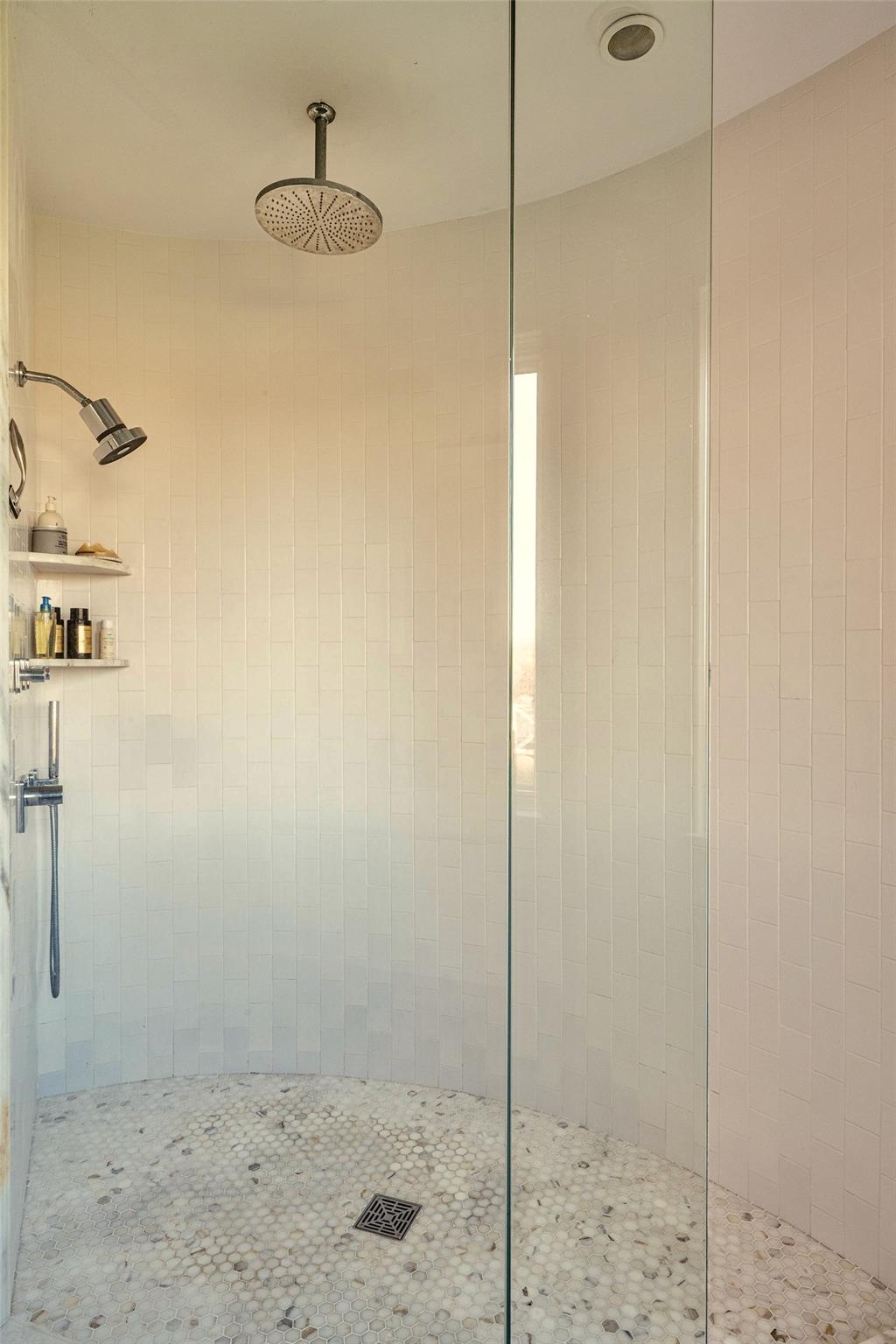 187 Old Mount Tom, Litchfield, NY 06750