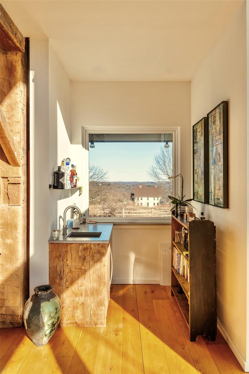 187 Old Mount Tom, Litchfield, NY 06750