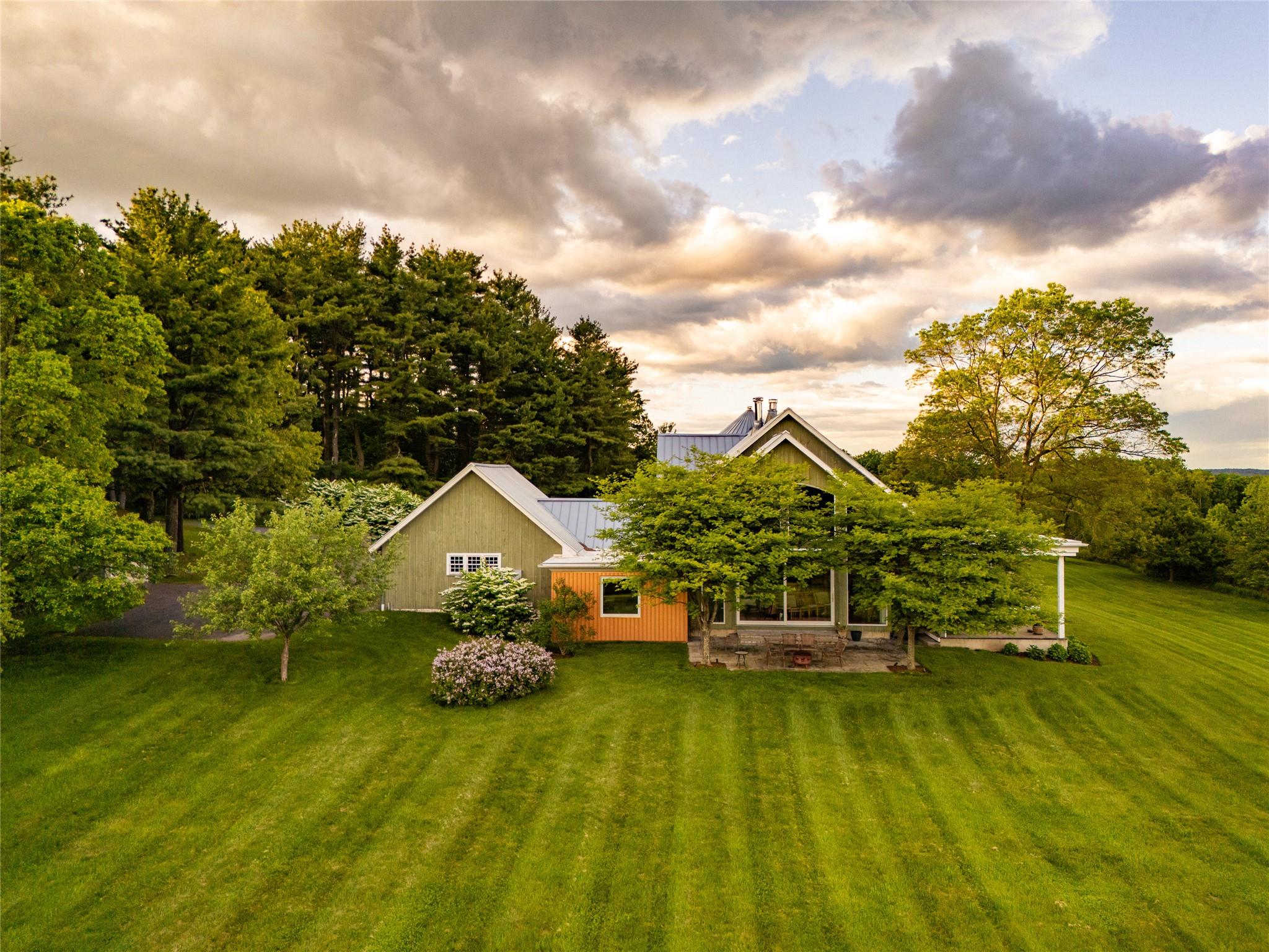 187 Old Mount Tom, Litchfield, NY 06750