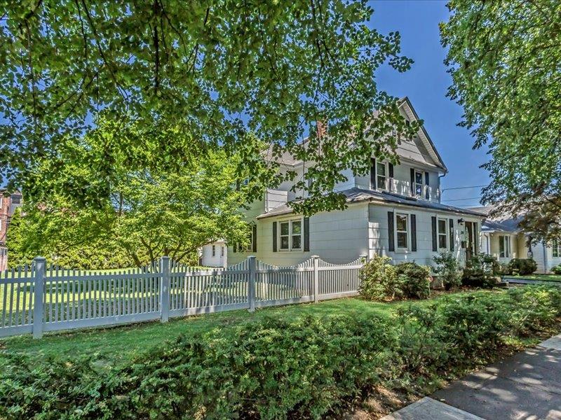 104 Sheridan Avenue, Williston Park, NY 11596