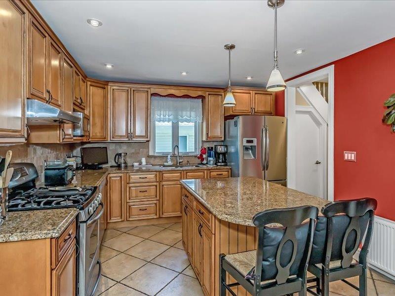 104 Sheridan Avenue, Williston Park, NY 11596