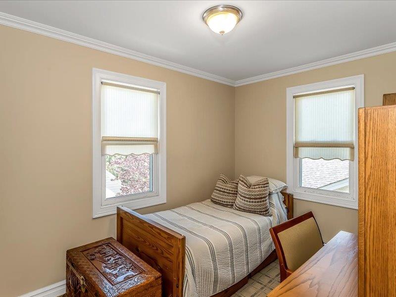 104 Sheridan Avenue, Williston Park, NY 11596
