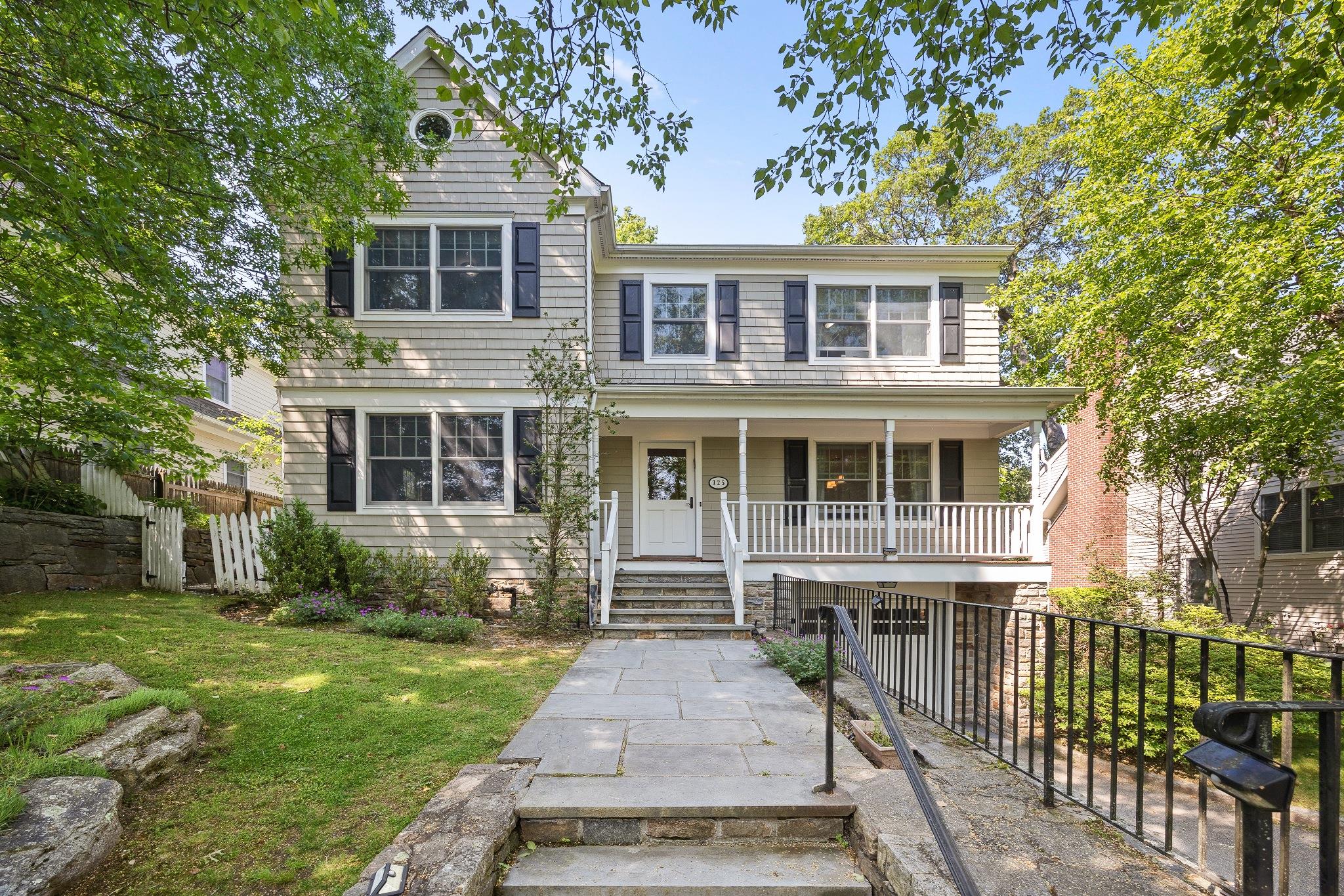 125 Brambach Road, Scarsdale, NY 10583