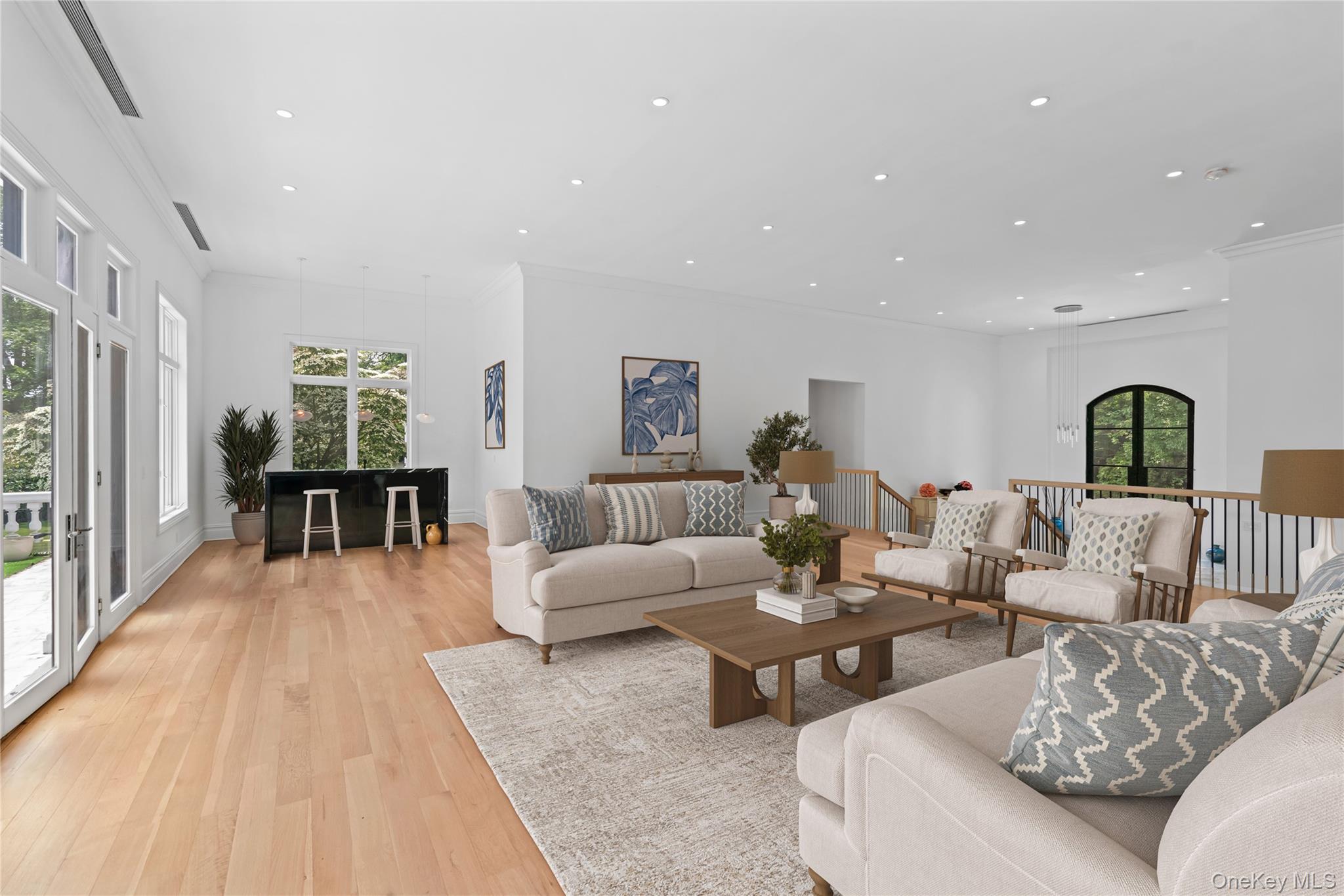 204 Centre Island Road, Oyster Bay, NY 11771