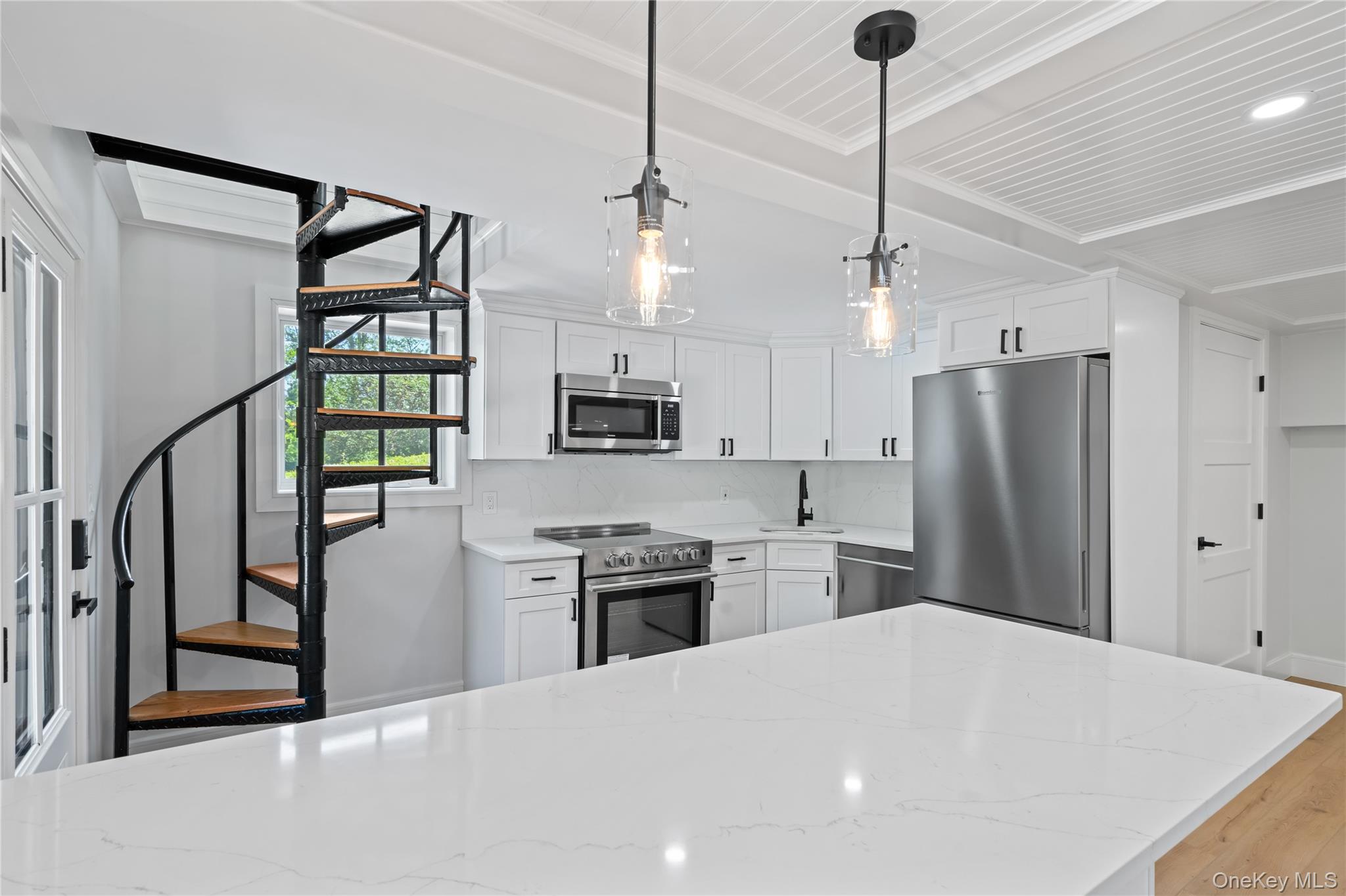 204 Centre Island Road, Oyster Bay, NY 11771