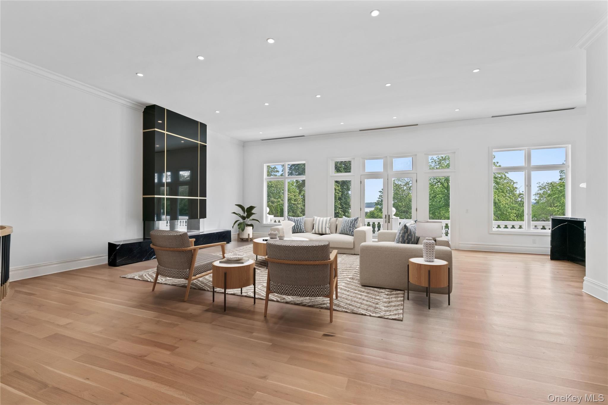 204 Centre Island Road, Oyster Bay, NY 11771