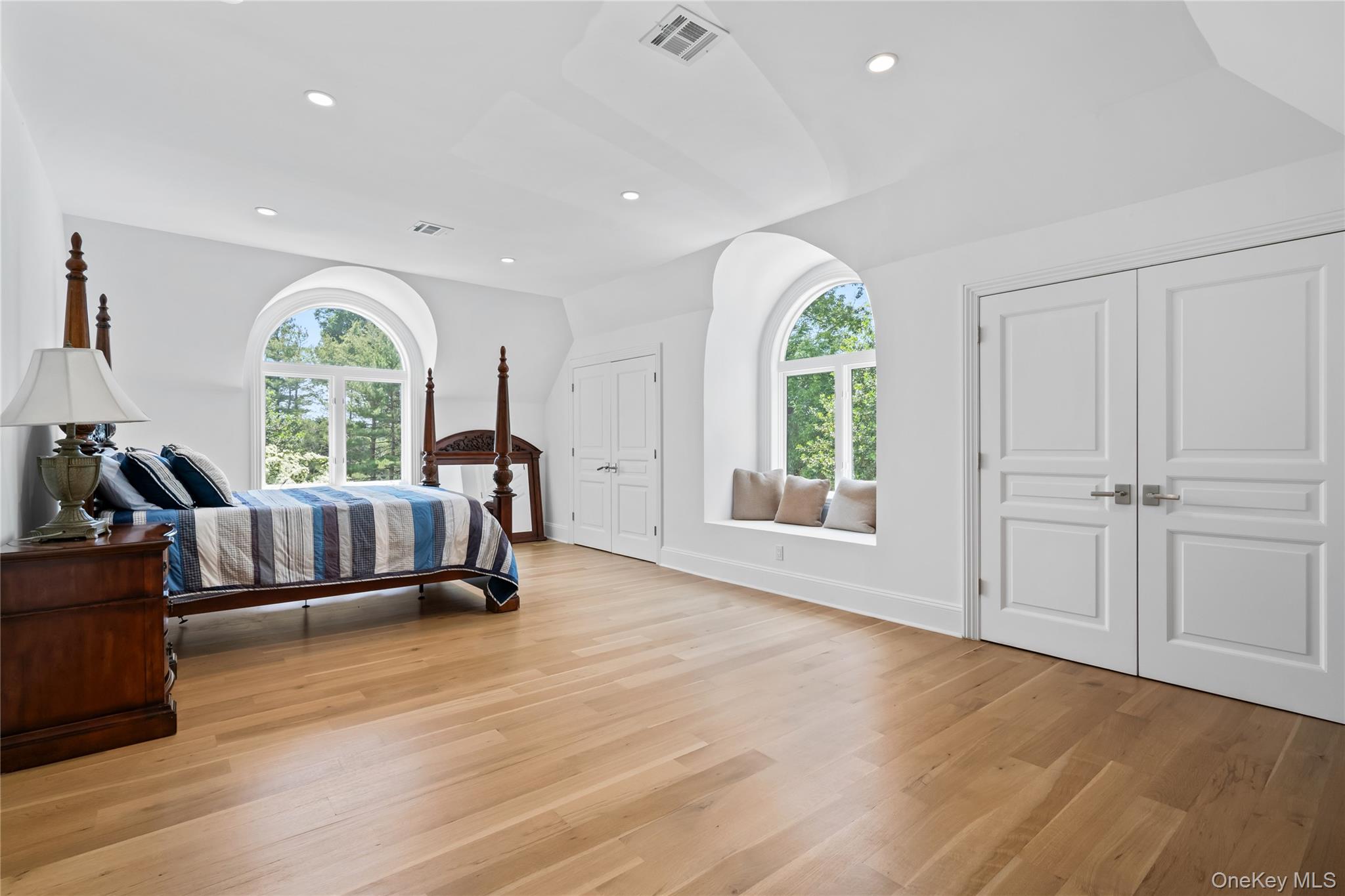 204 Centre Island Road, Oyster Bay, NY 11771