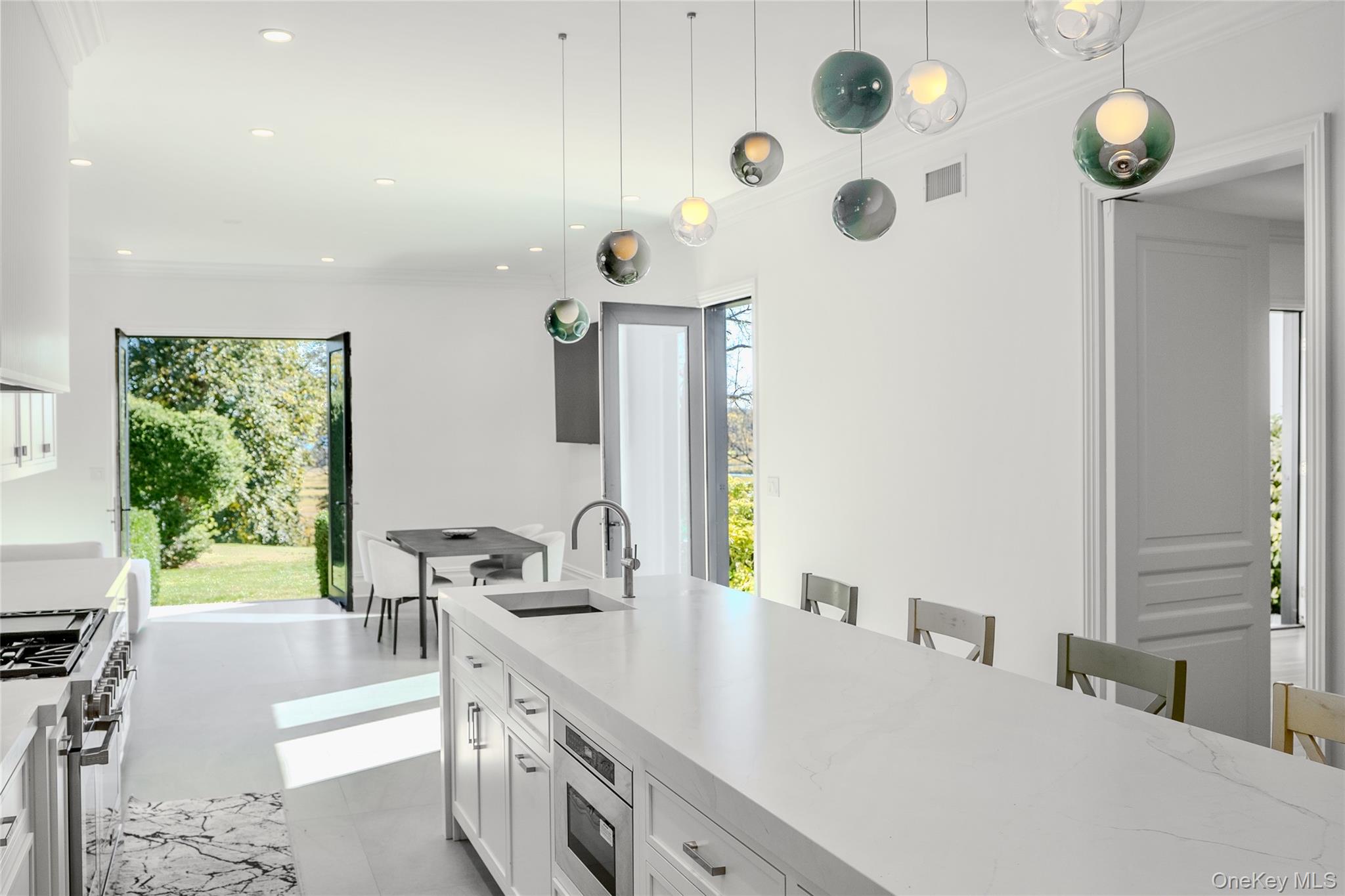 204 Centre Island Road, Oyster Bay, NY 11771