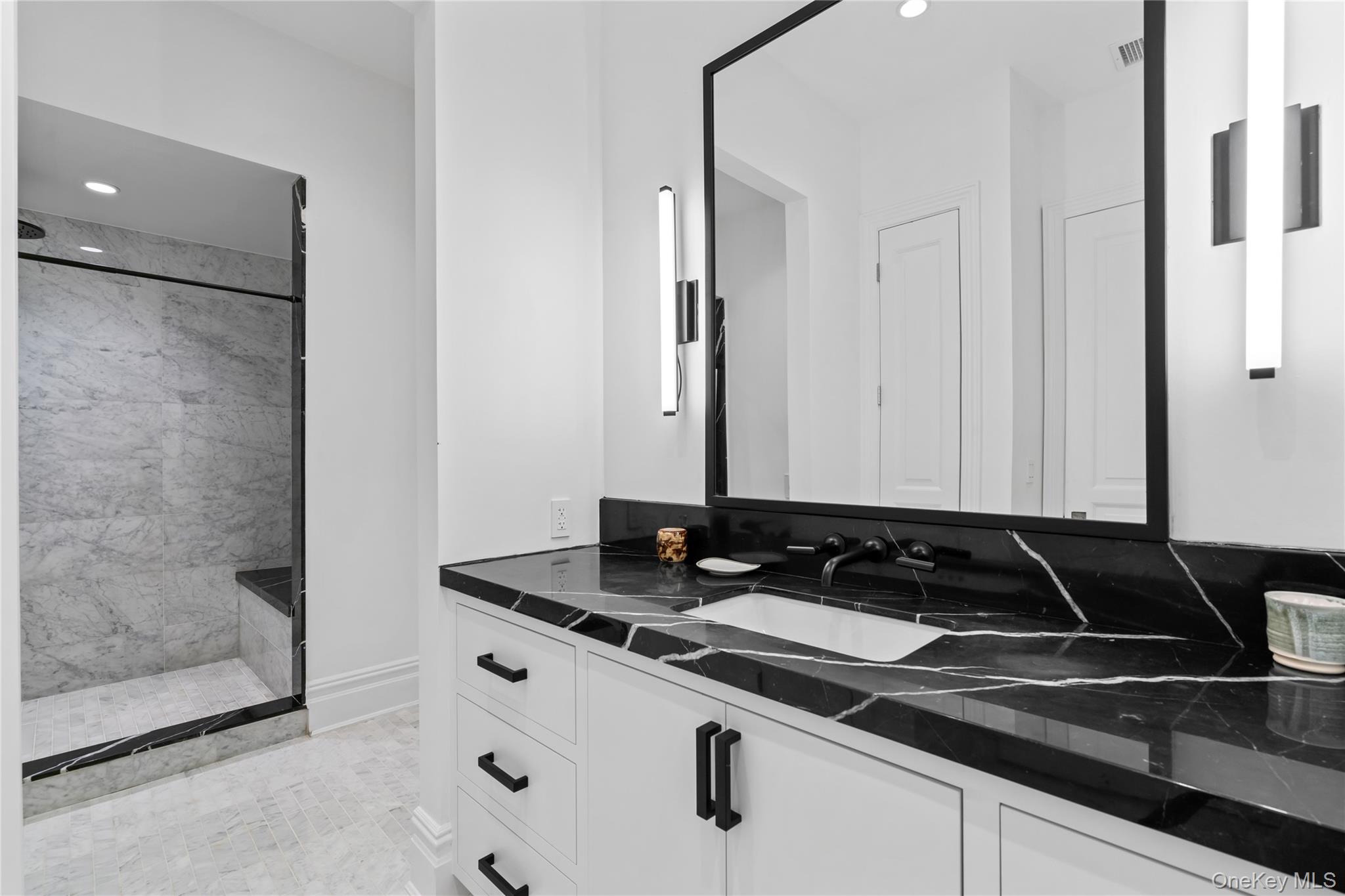 204 Centre Island Road, Oyster Bay, NY 11771