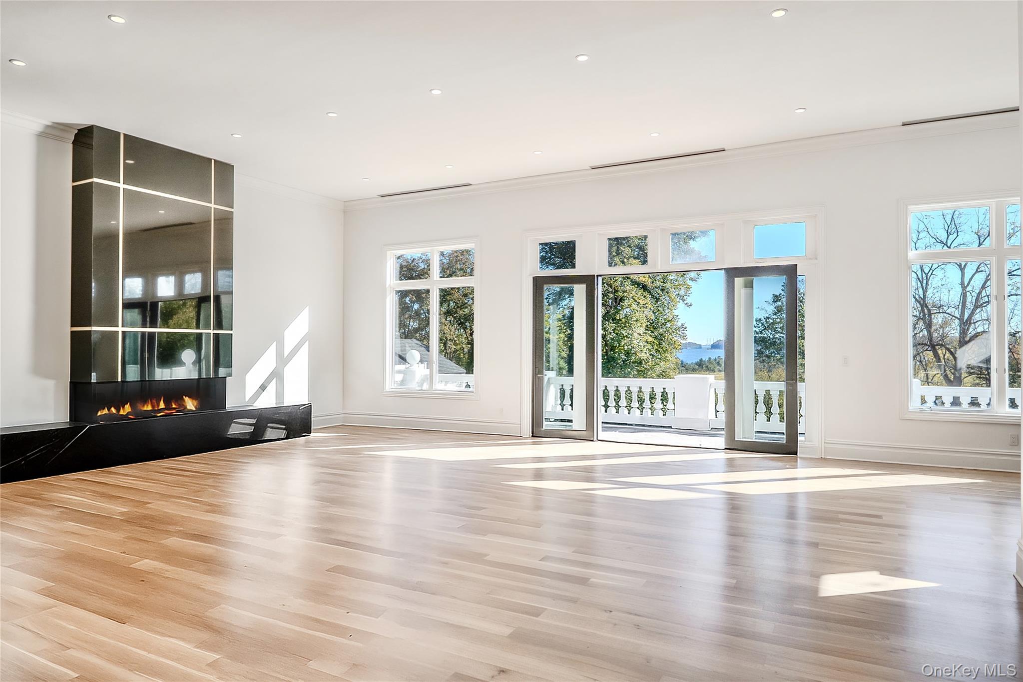 204 Centre Island Road, Oyster Bay, NY 11771