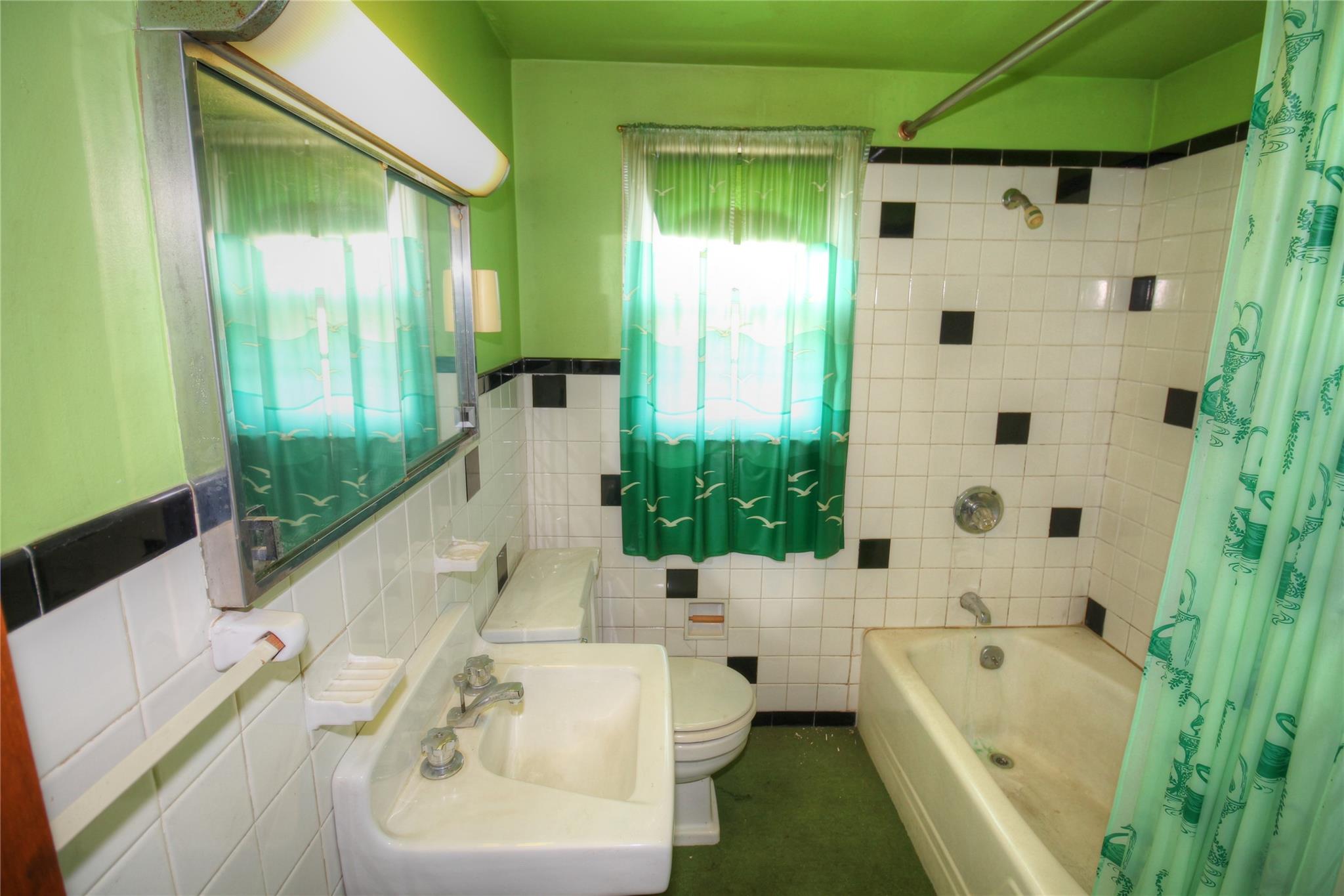 115-31 237th Street, Elmont, NY 11003