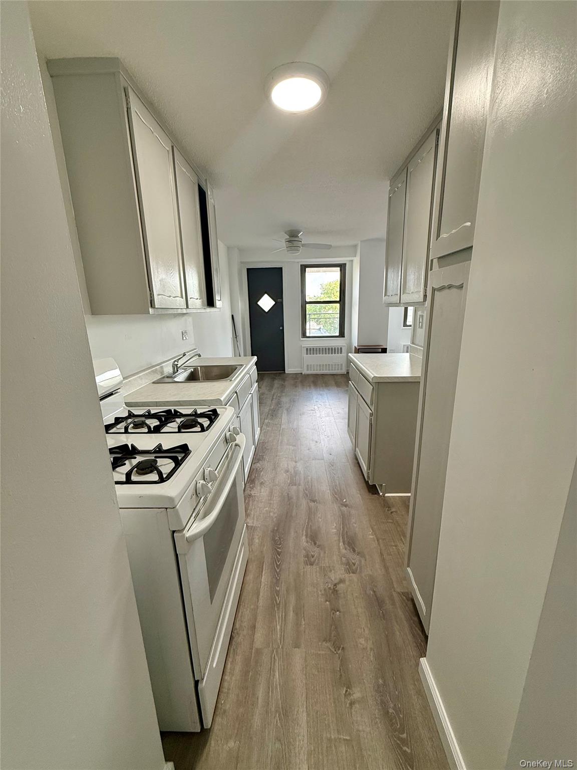 1966 Newbold Avenue # 405, Bronx, NY 10472