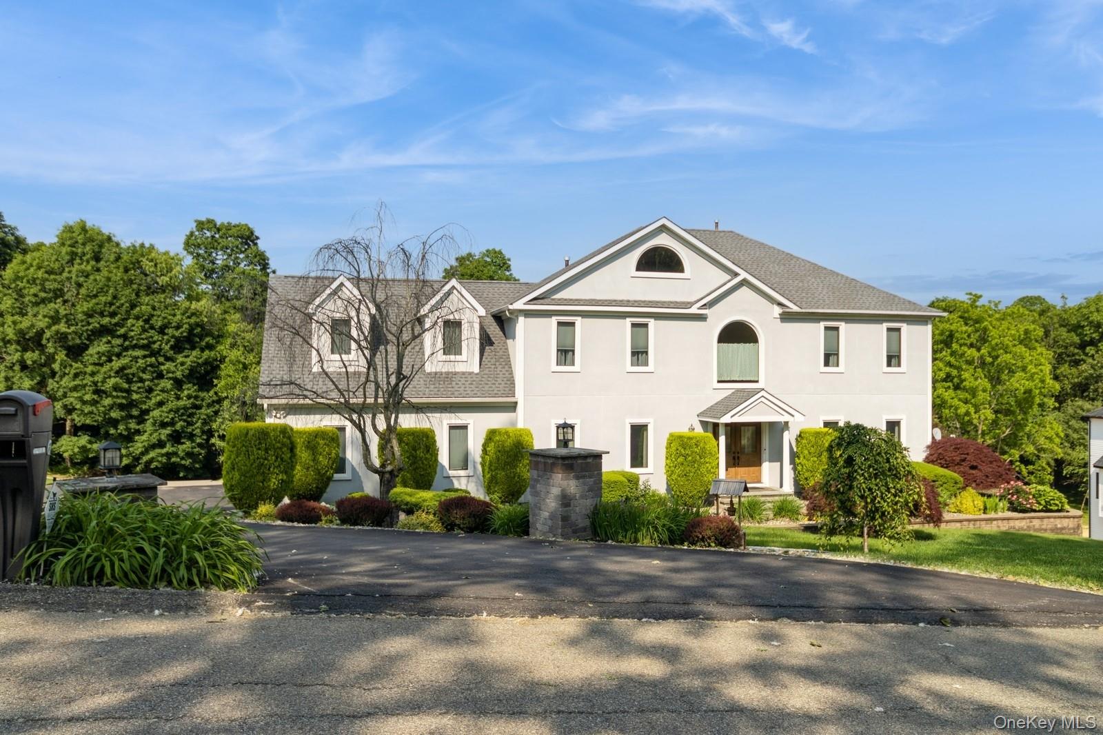 61 Sherwood Heights, Wappingers Falls, NY 12590