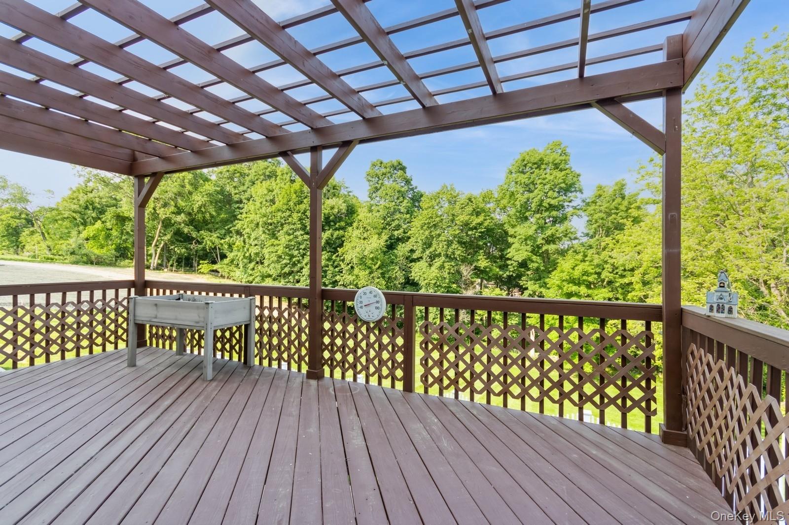 61 Sherwood Heights, Wappingers Falls, NY 12590