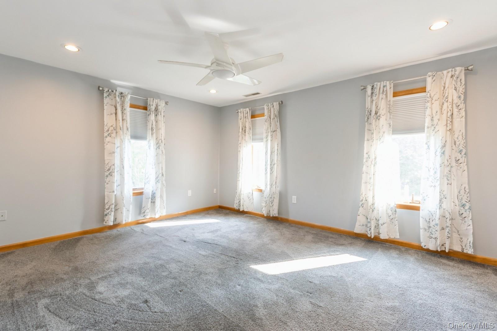 61 Sherwood Heights, Wappingers Falls, NY 12590