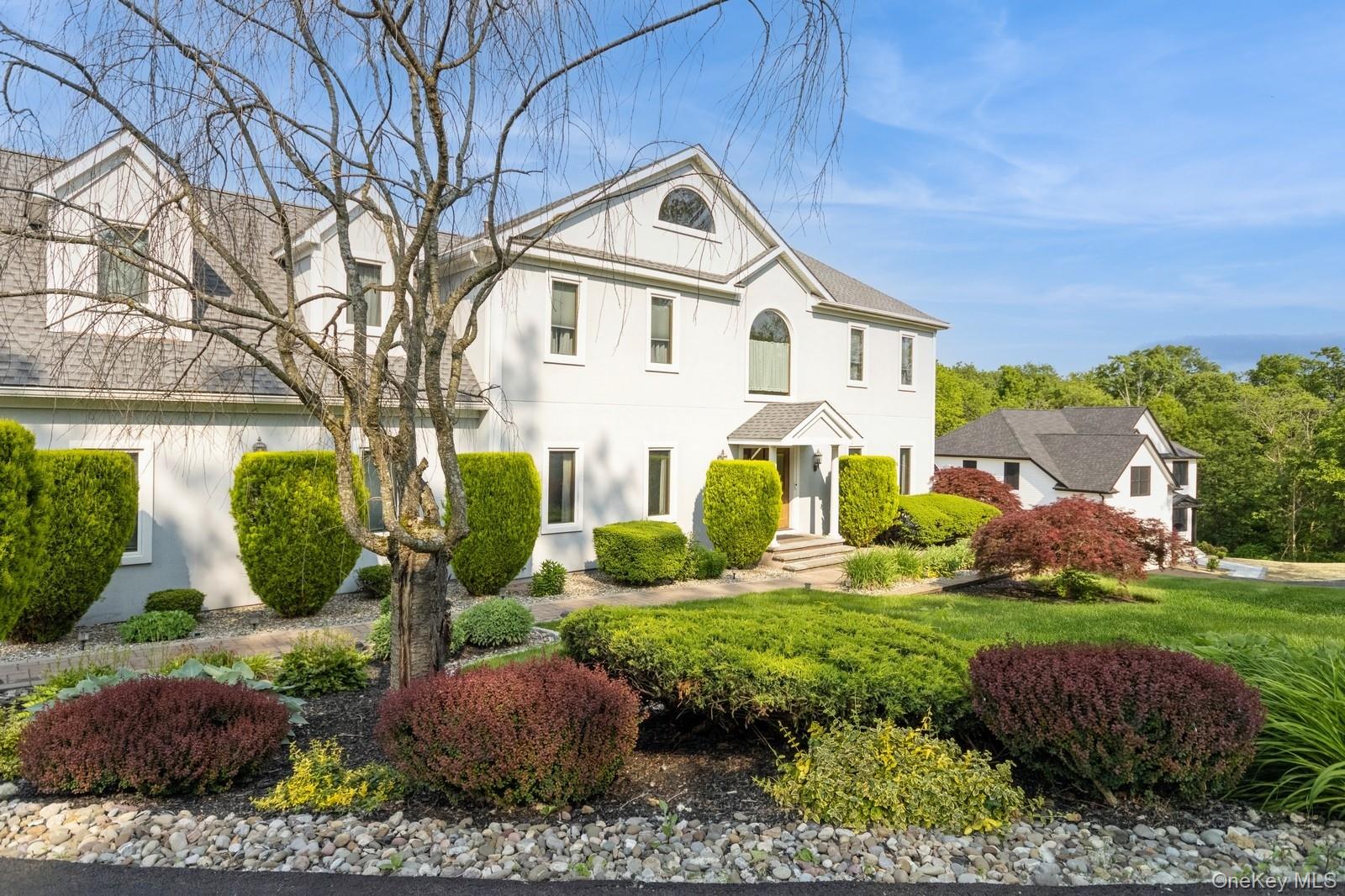 61 Sherwood Heights, Wappingers Falls, NY 12590