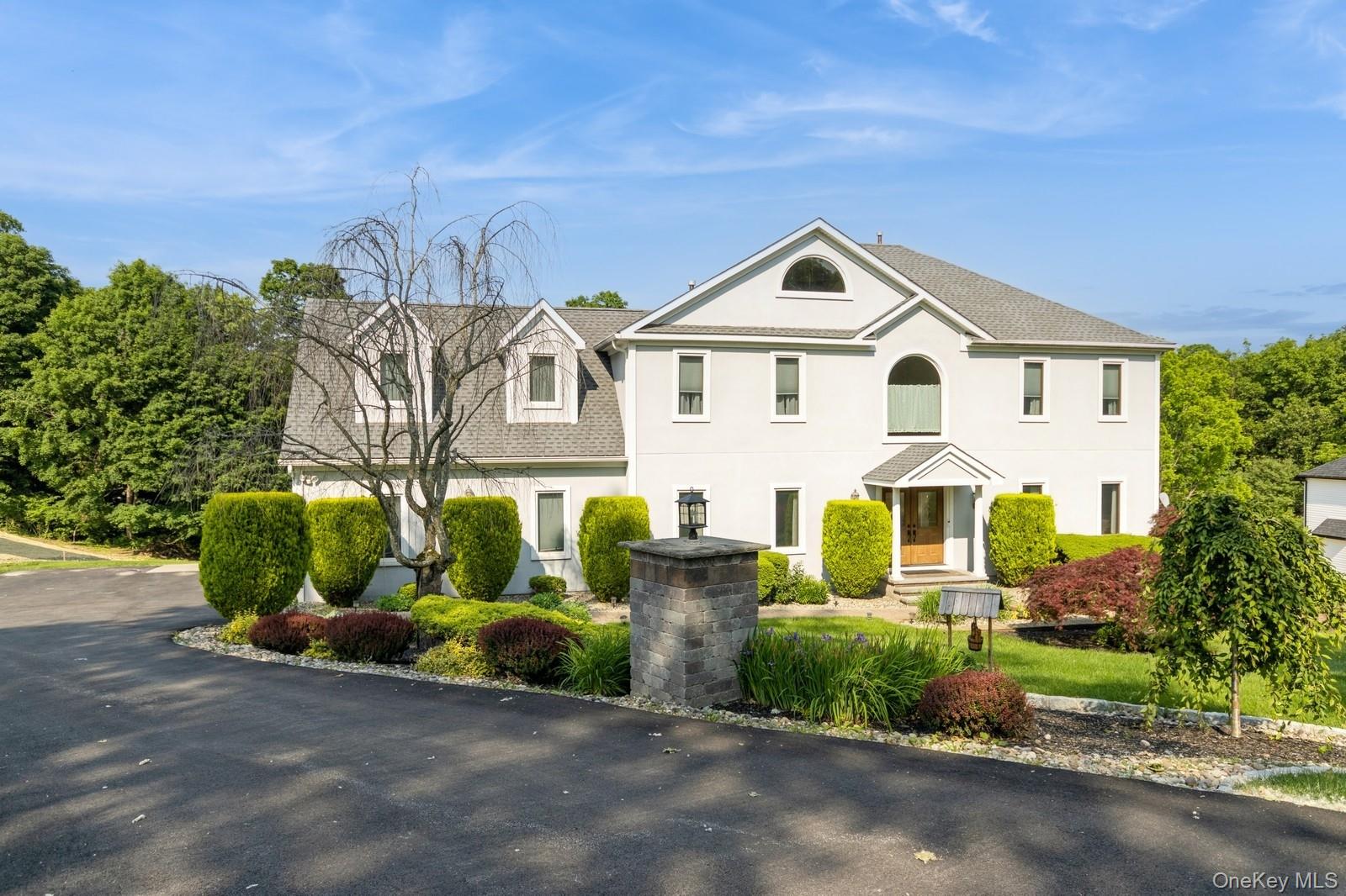 61 Sherwood Heights, Wappingers Falls, NY 12590