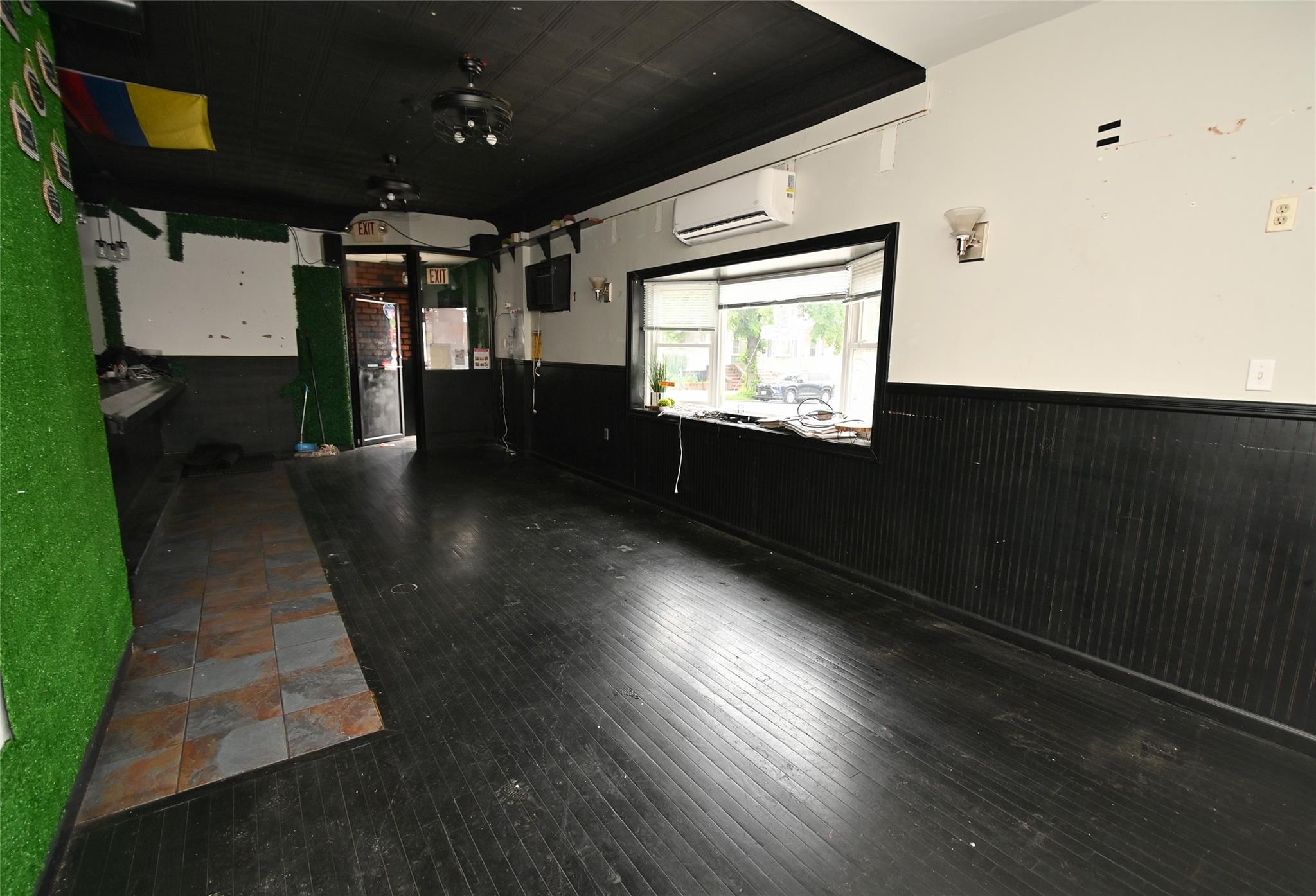 9-01 College Point Blvd, College Point, NY 11356