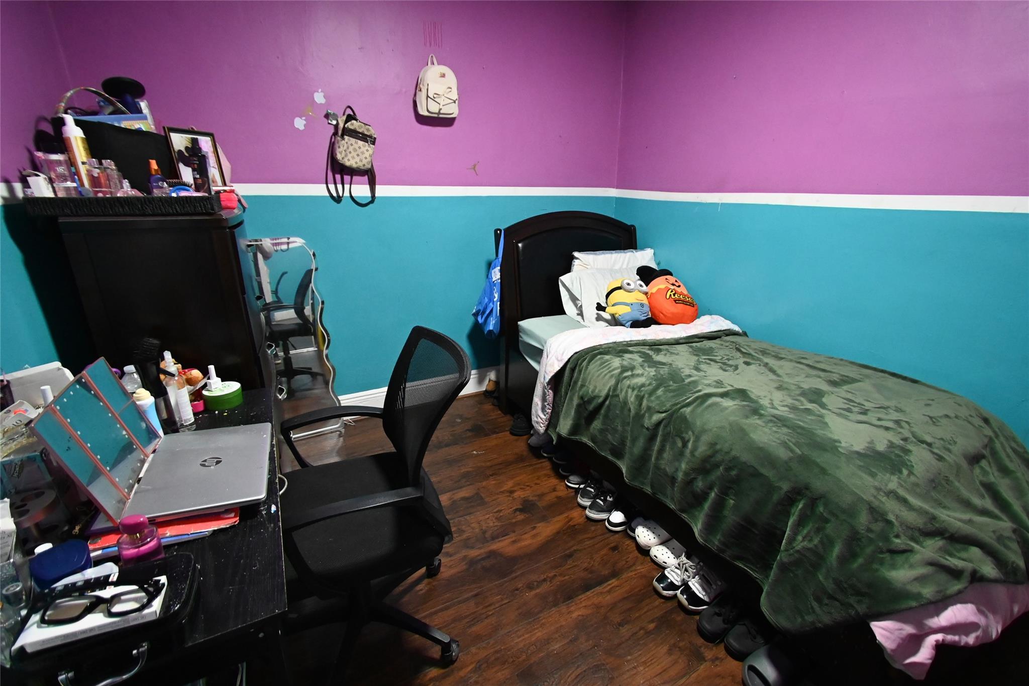 9-01 College Point Blvd, College Point, NY 11356