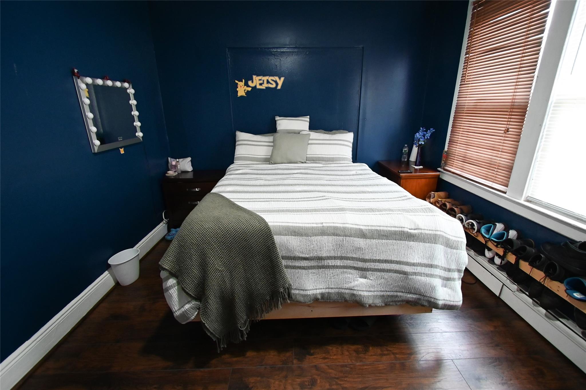 9-01 College Point Blvd, College Point, NY 11356