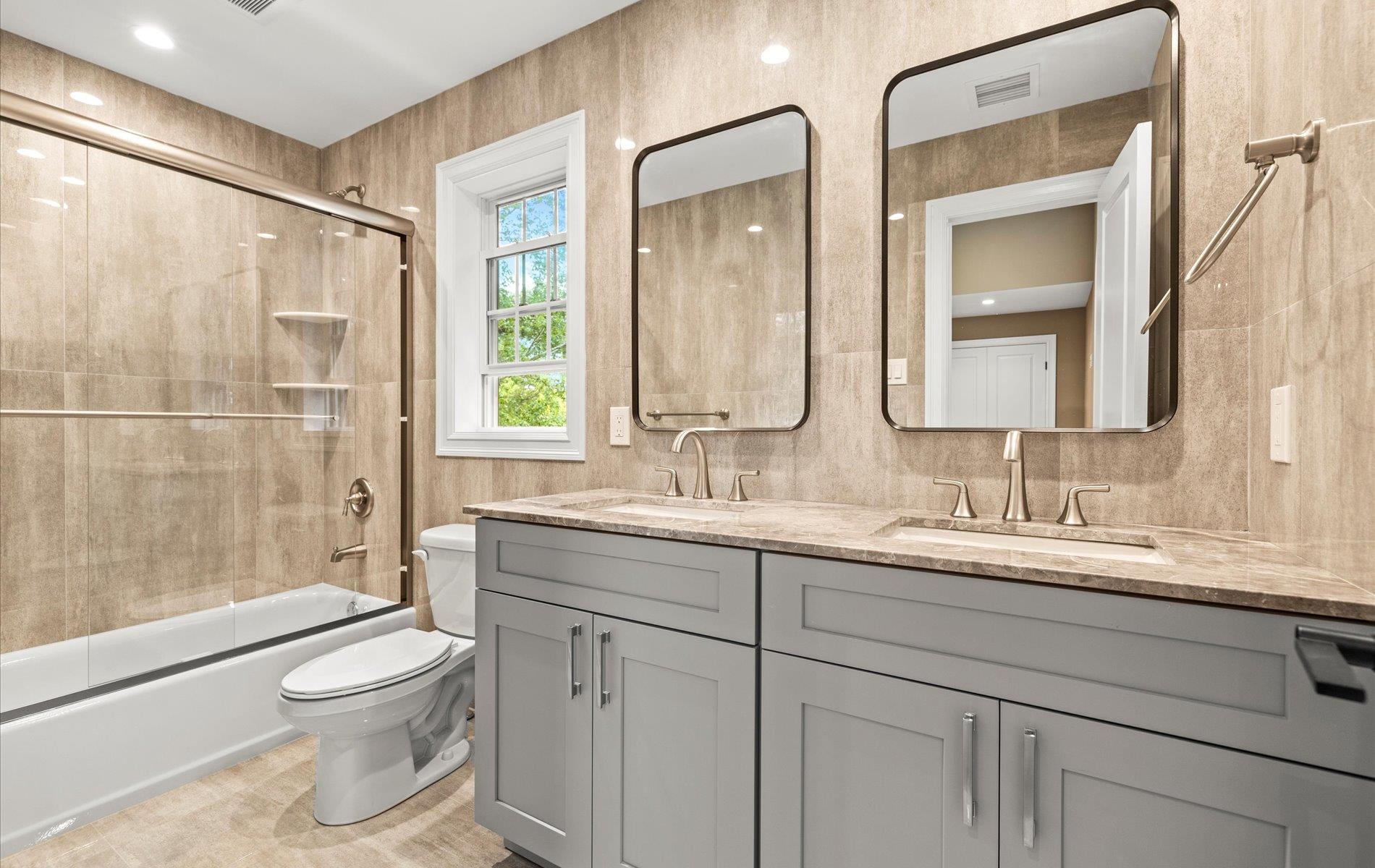 1850 Voshage Street, Baldwin, NY 11510