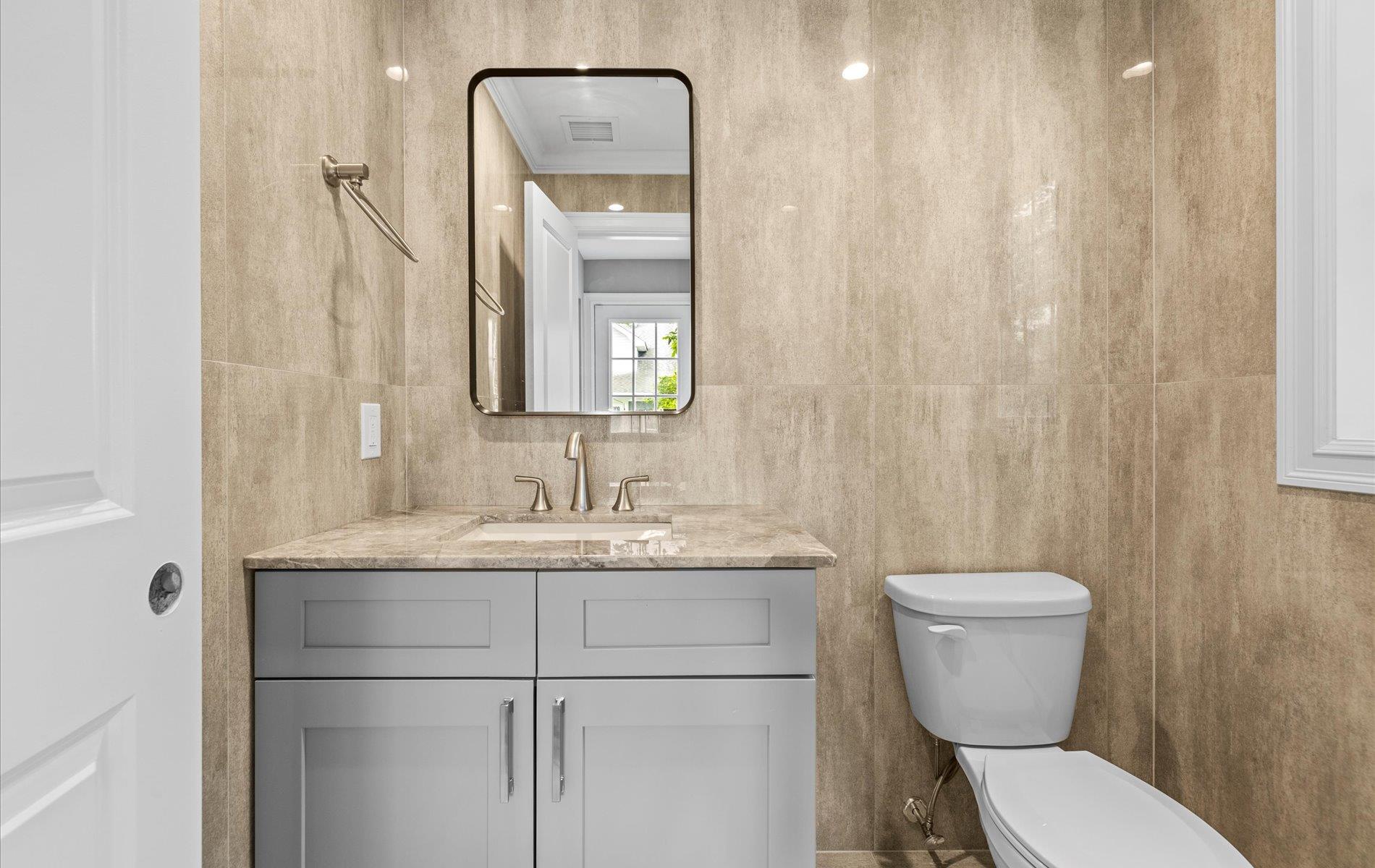 1850 Voshage Street, Baldwin, NY 11510