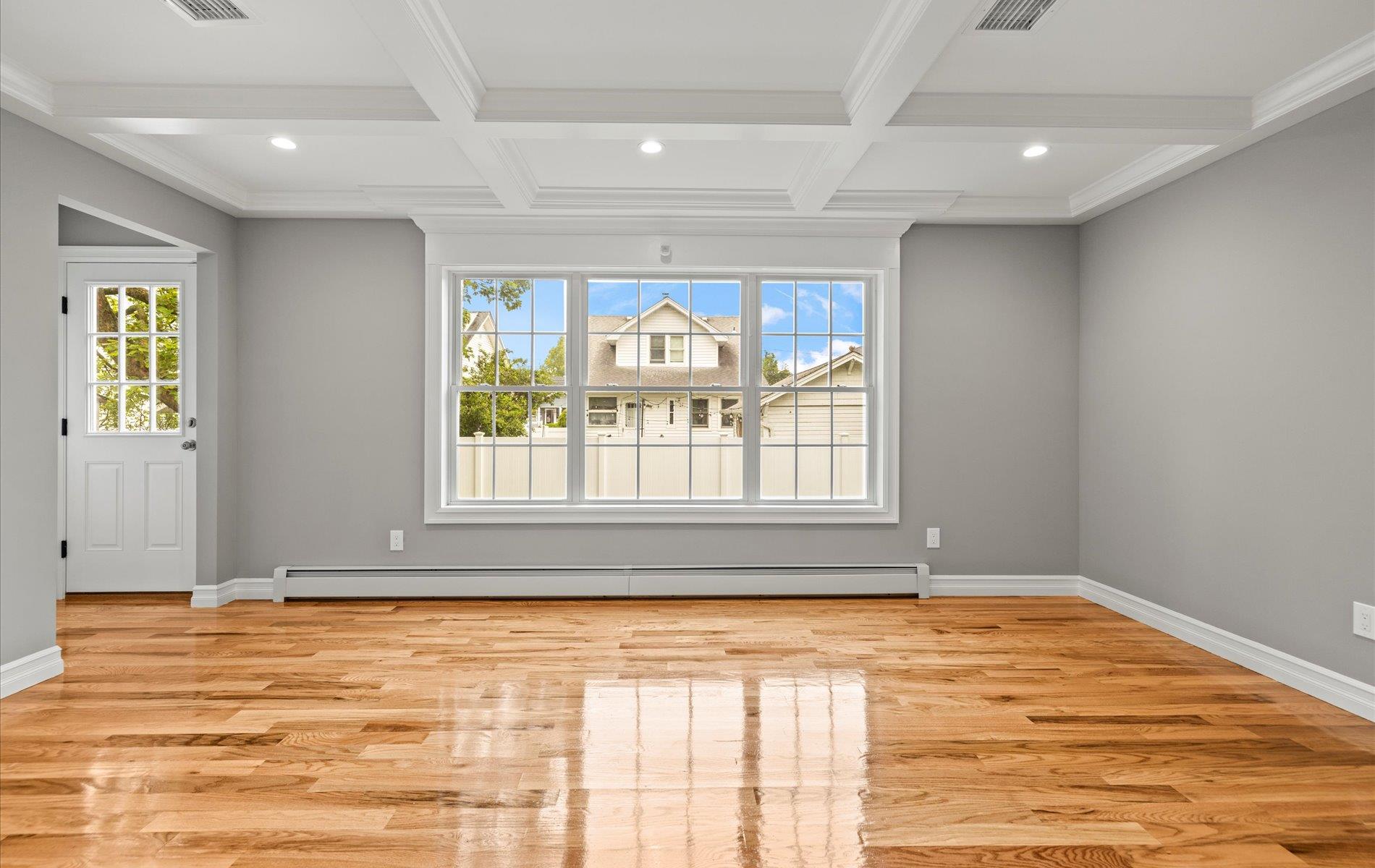 1850 Voshage Street, Baldwin, NY 11510