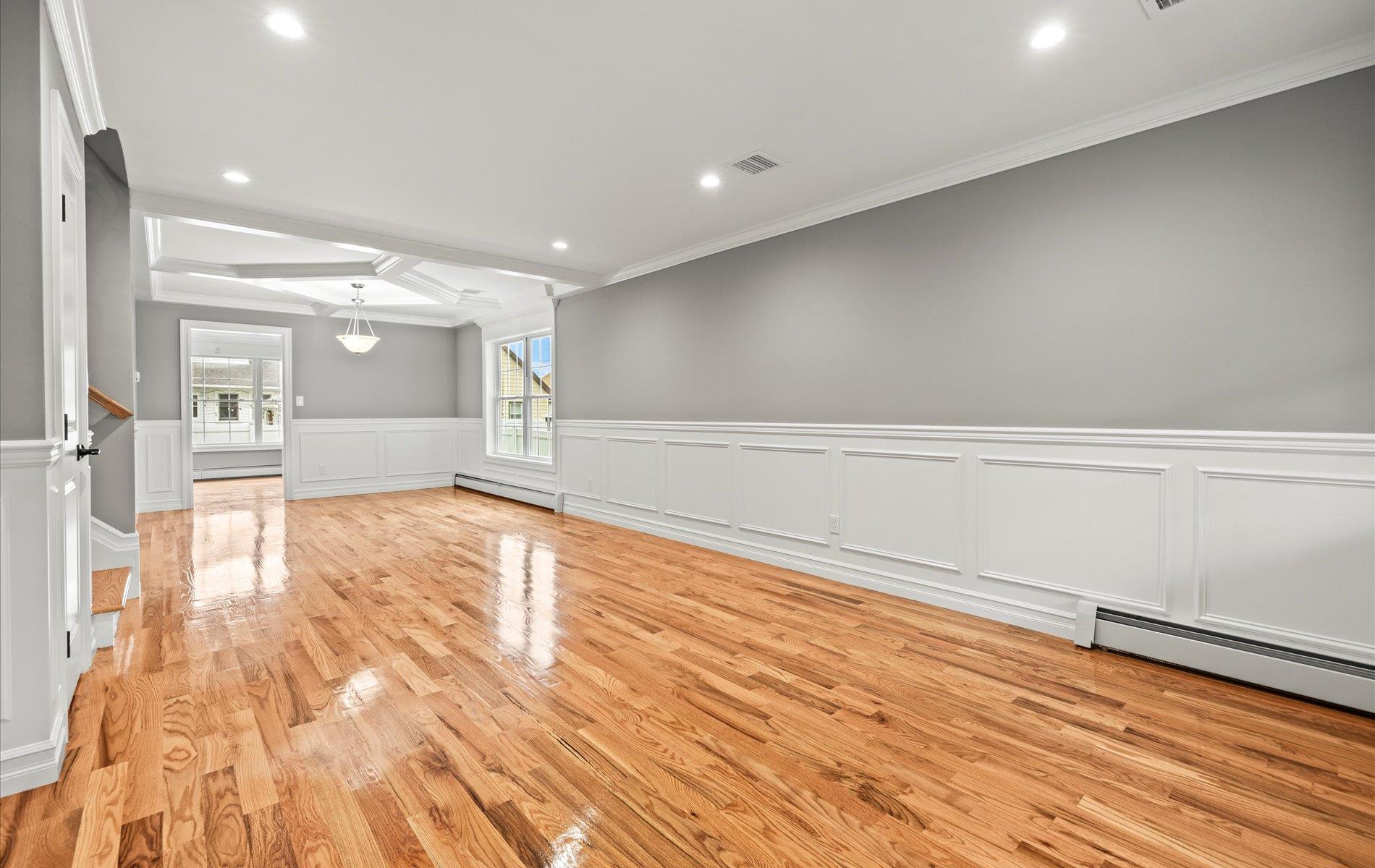 1850 Voshage Street, Baldwin, NY 11510