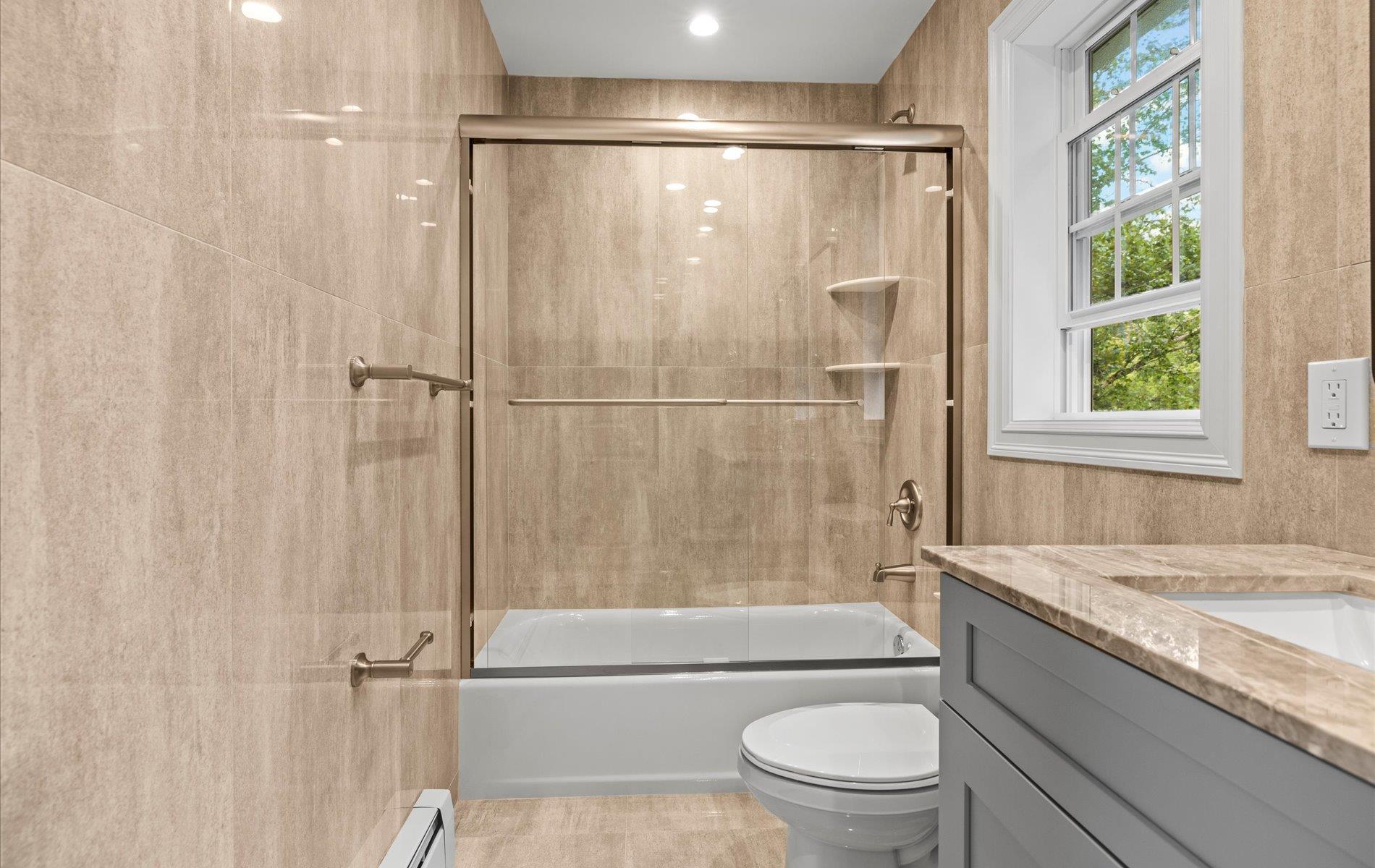 1850 Voshage Street, Baldwin, NY 11510