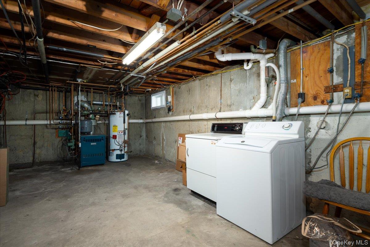 1360 Powell Avenue, Merrick, NY 11566