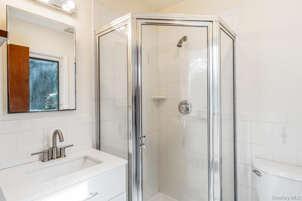 140 Hayes Street, Garden City, NY 11530