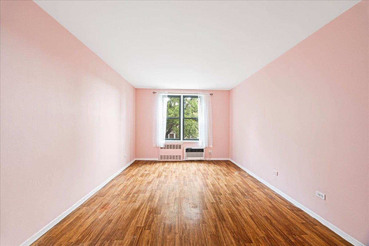 2015 St Paul Avenue # 3G, Bronx, NY 10461