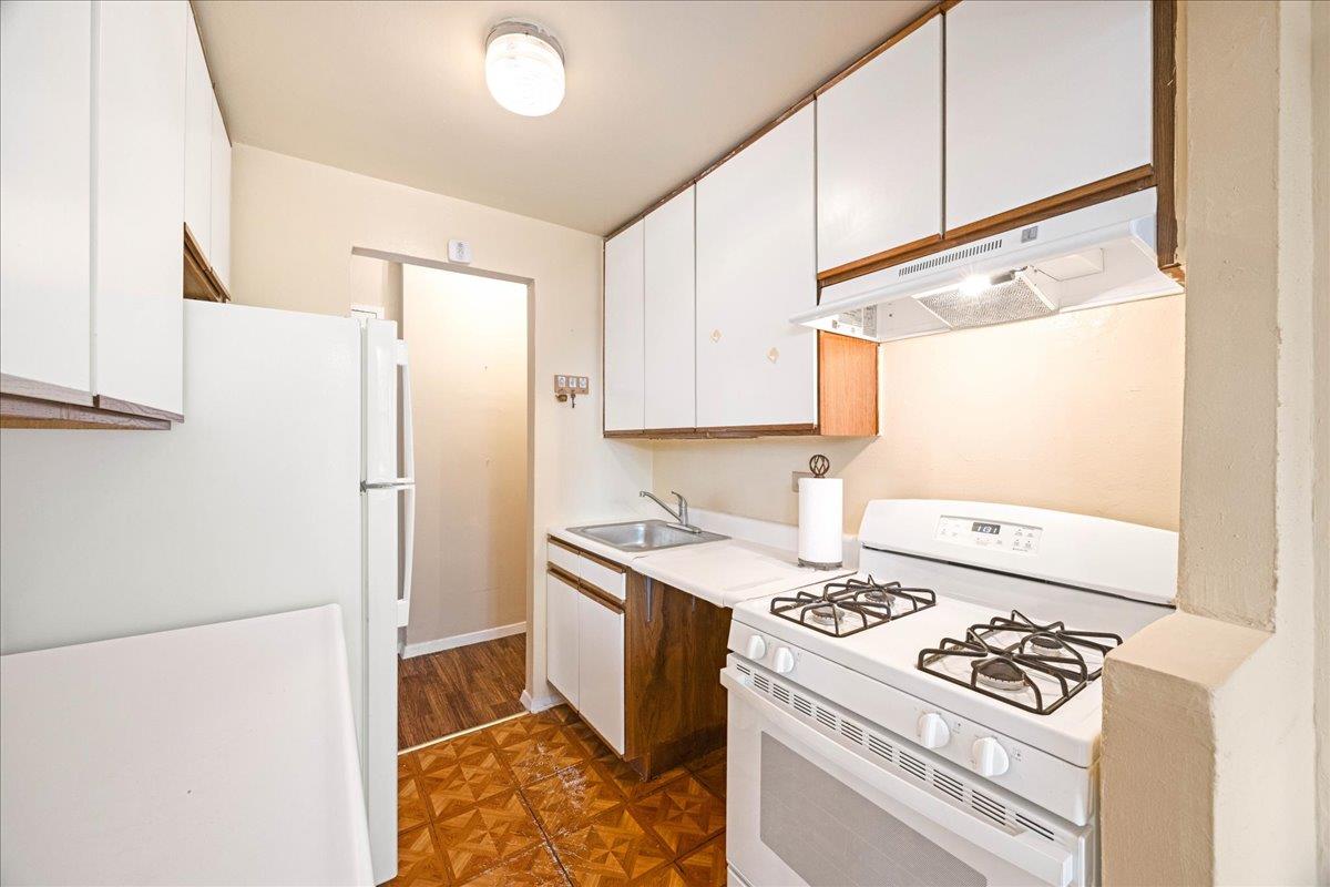 2015 St Paul Avenue # 3G, Bronx, NY 10461