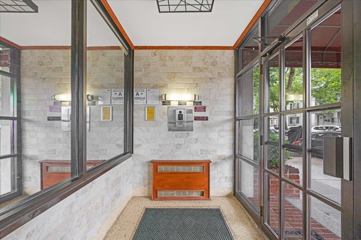 2015 St Paul Avenue # 3G, Bronx, NY 10461