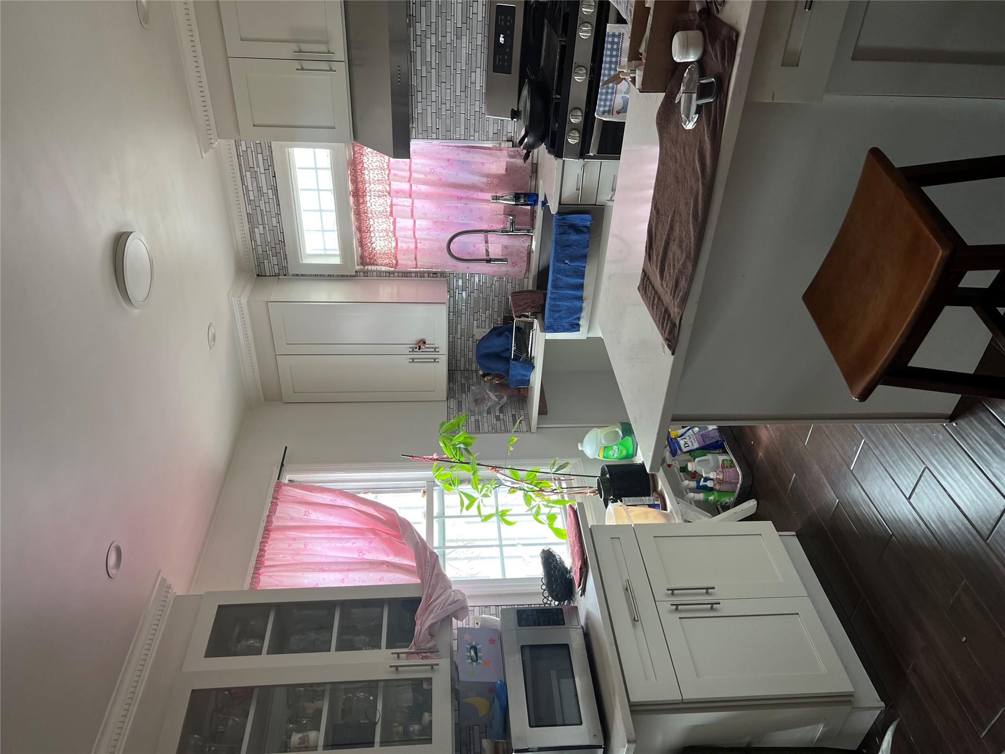 10318 115th Street, Richmond Hill S., NY 11419