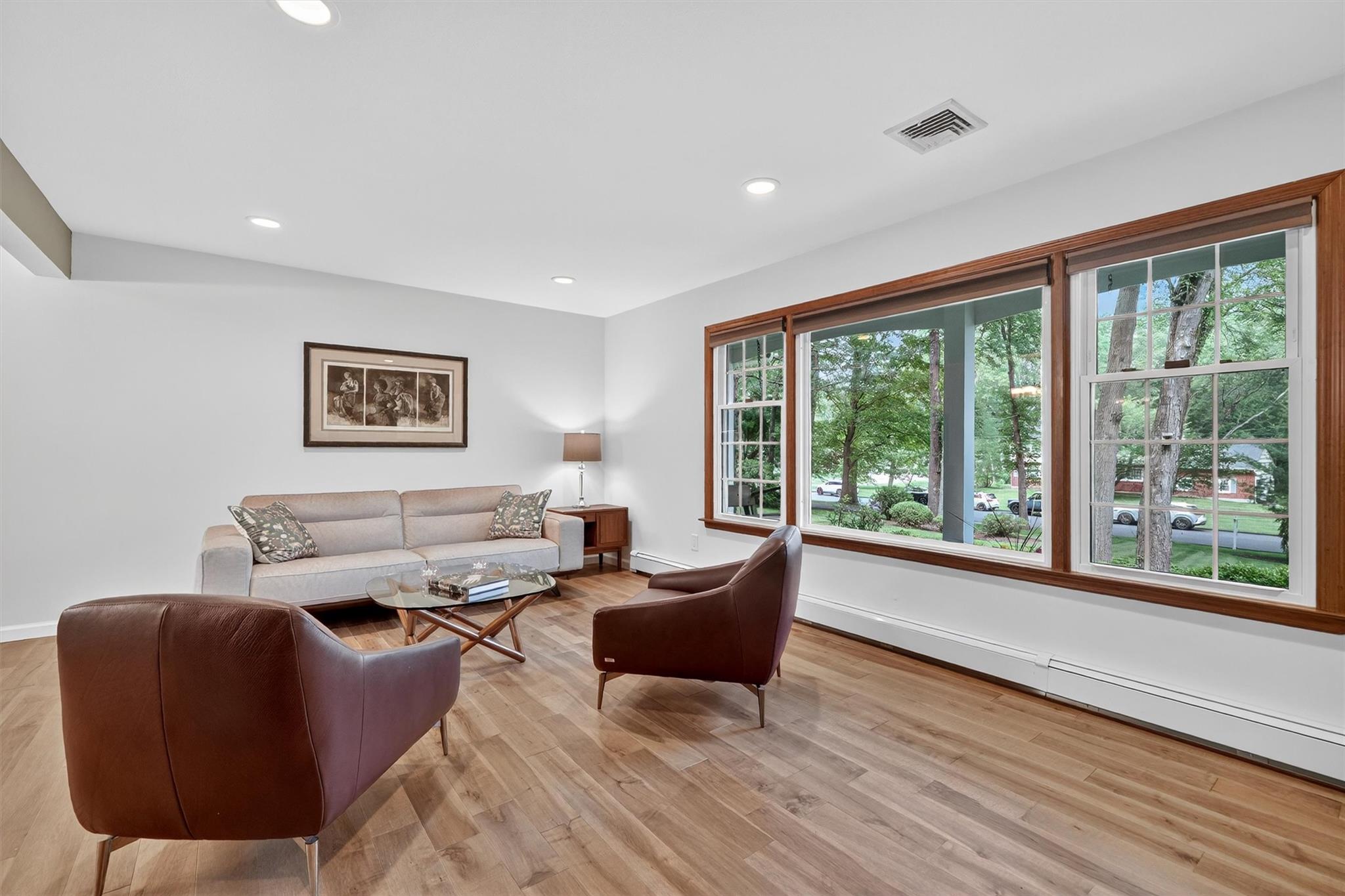 11 Robin Hood Road, Montebello, NY 10901