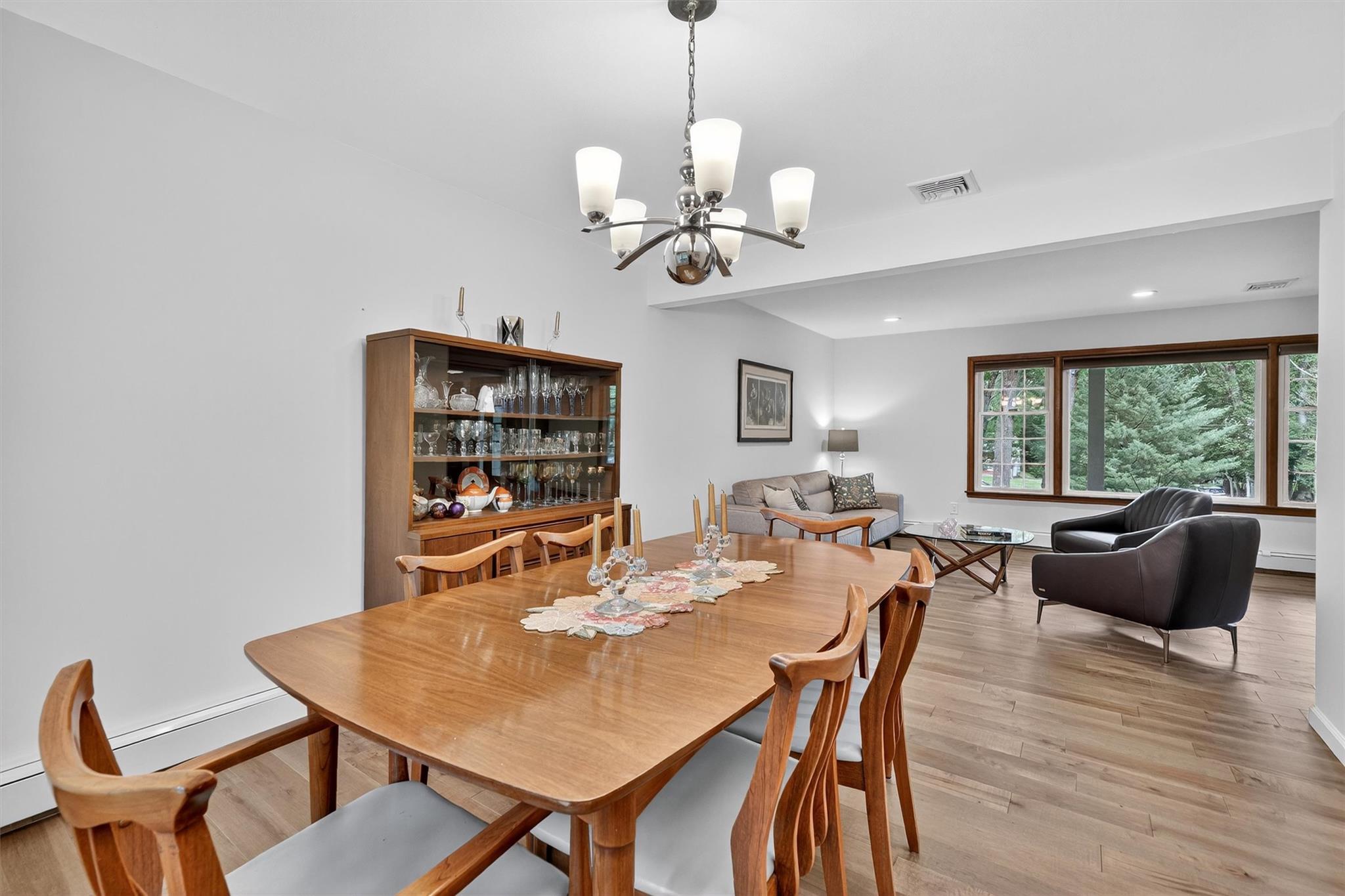 11 Robin Hood Road, Montebello, NY 10901