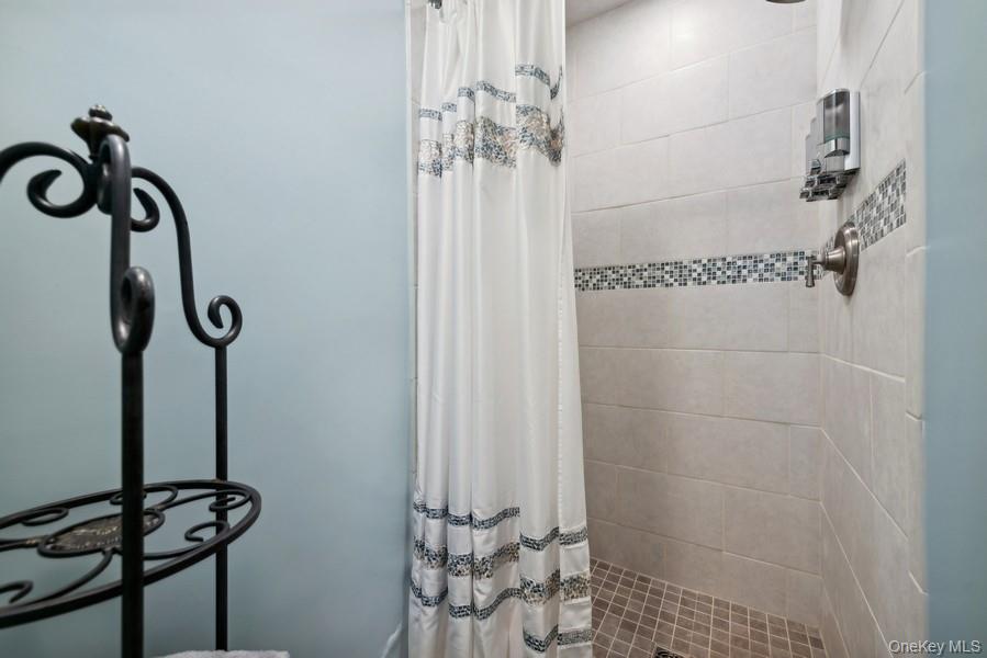 504 Merrick Road # GF, Lynbrook, NY 11563