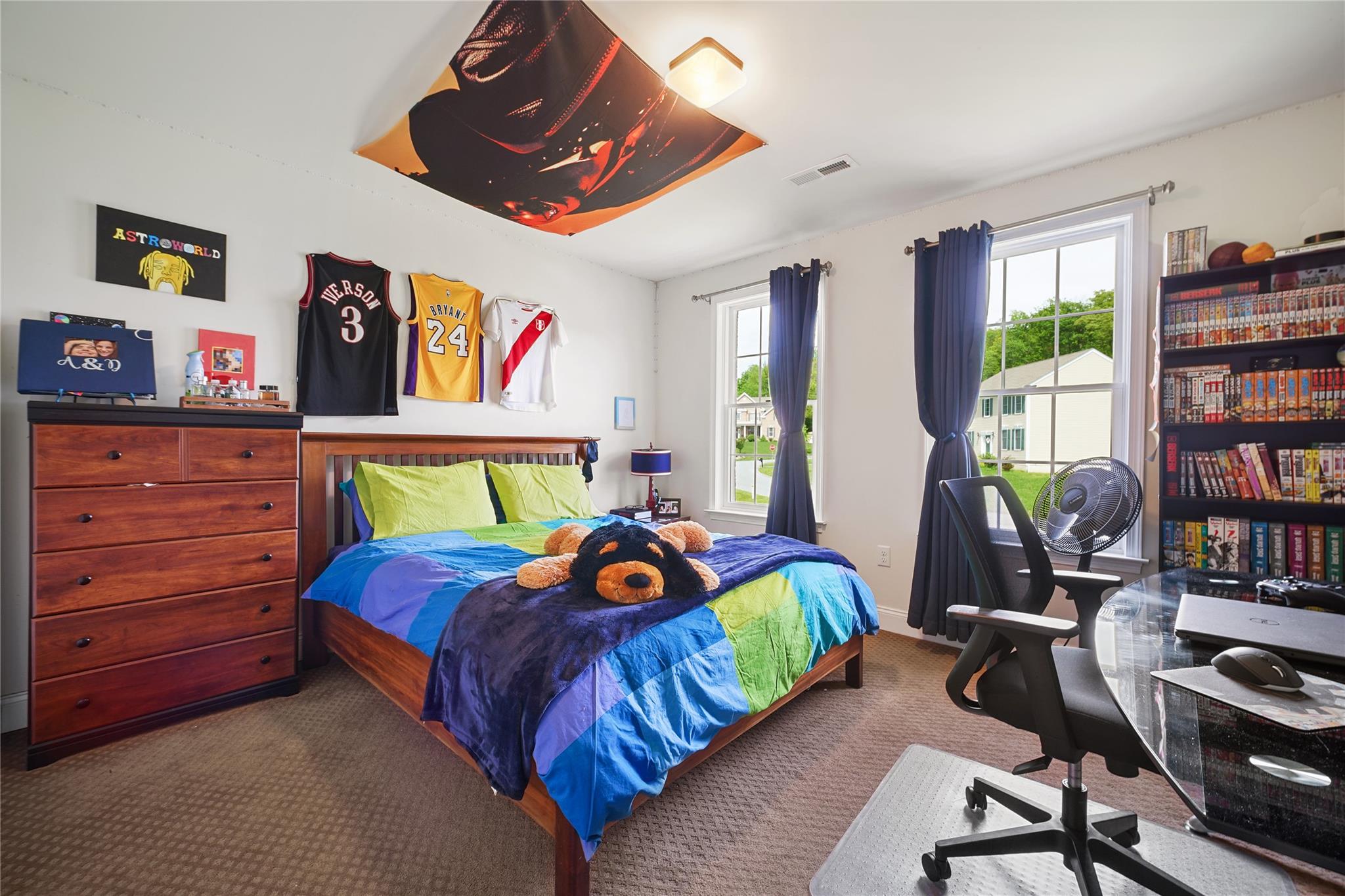 27 Sommerset Road, Poughkeepsie, NY 12603