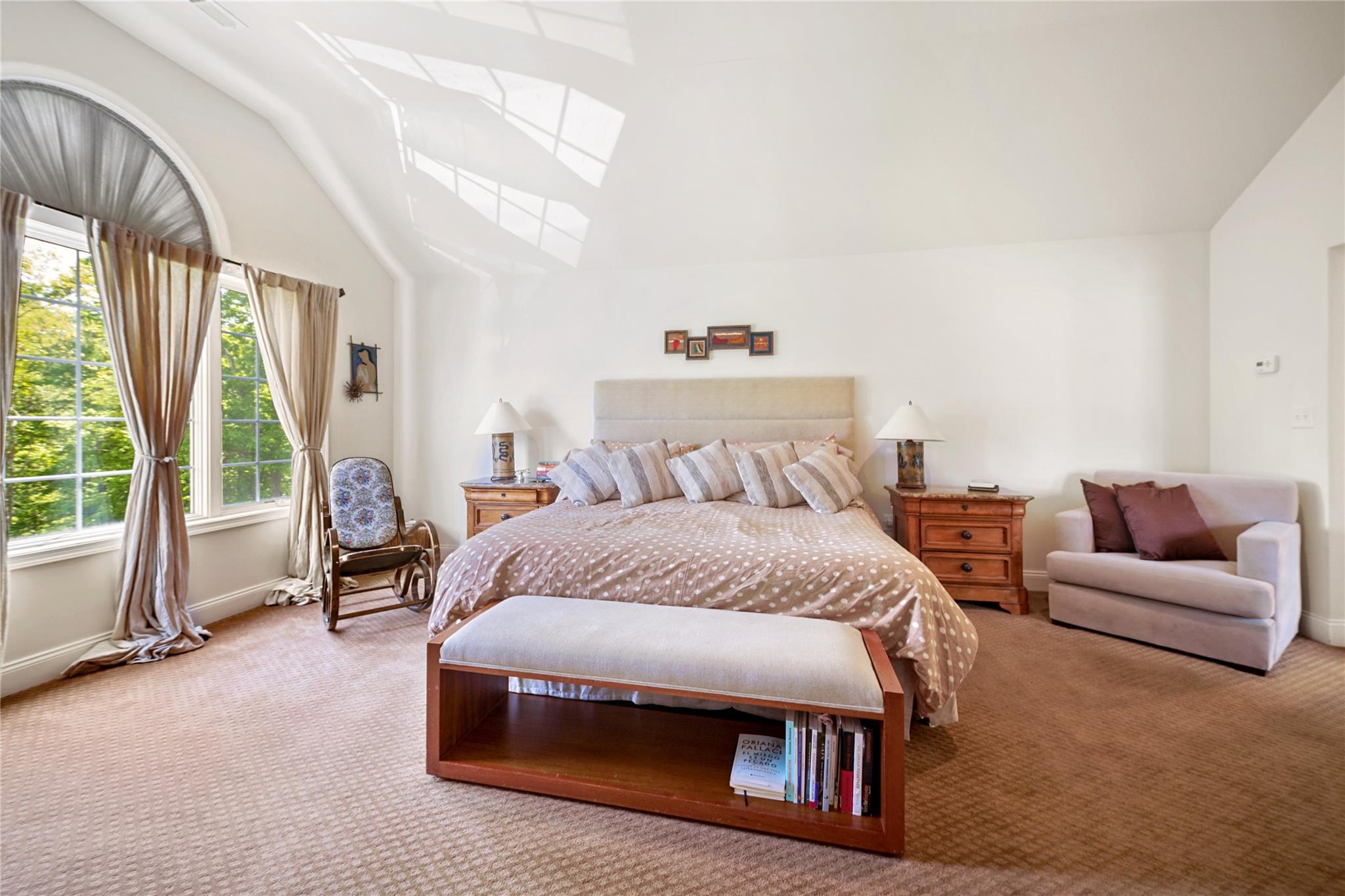 27 Sommerset Road, Poughkeepsie, NY 12603