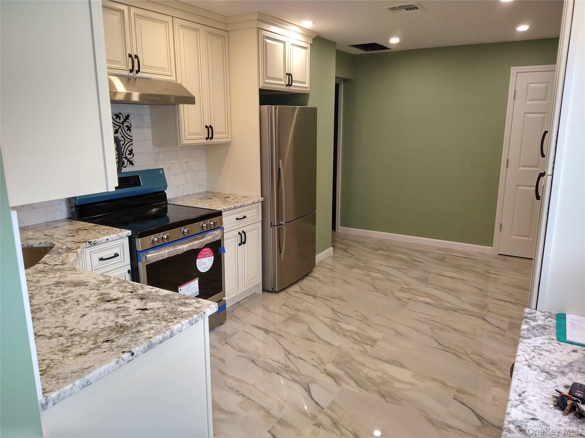 708 Anderson Avenue, Franklin Square, NY 11010