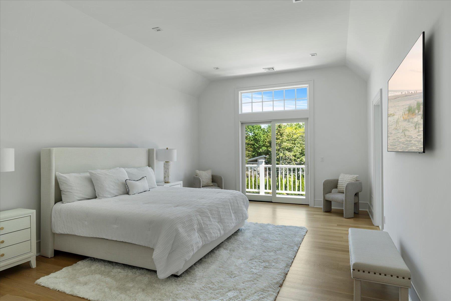 58 Country Club Drive, Southampton, NY 11968