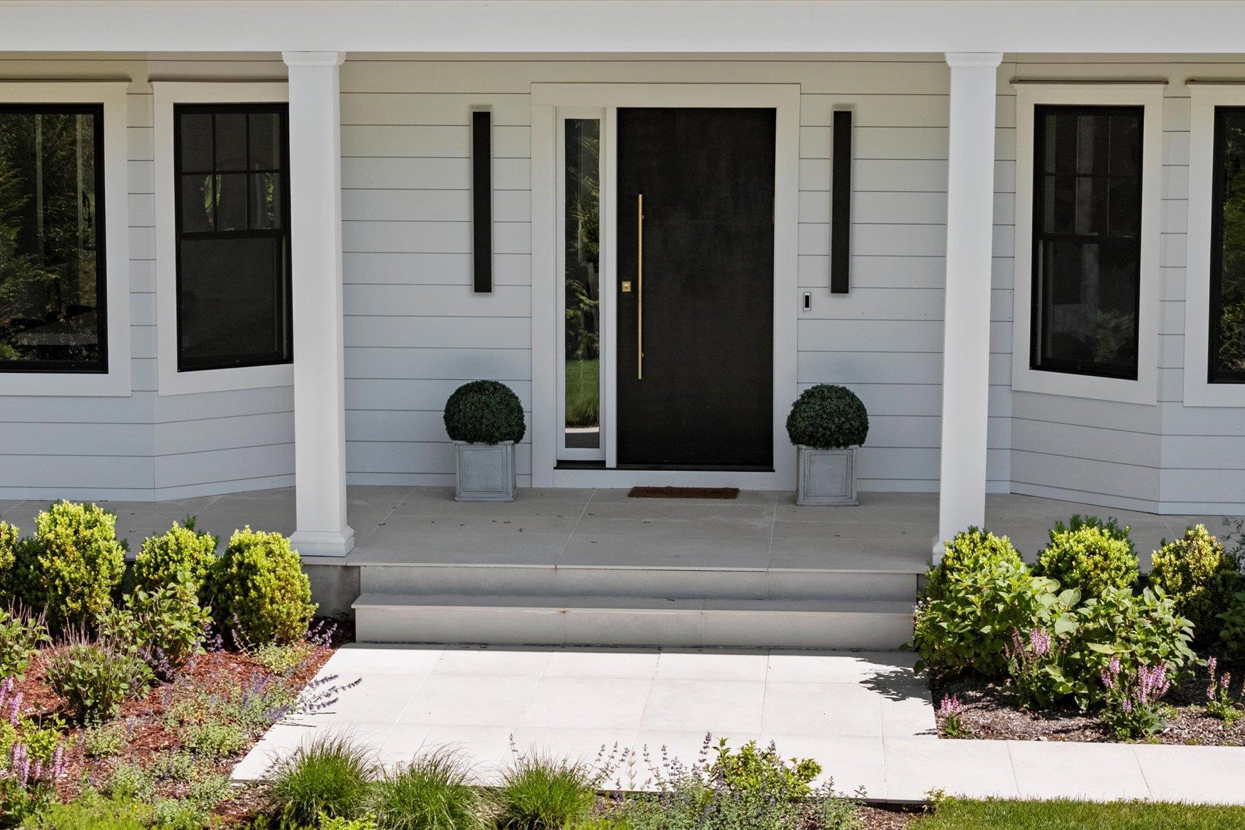 58 Country Club Drive, Southampton, NY 11968