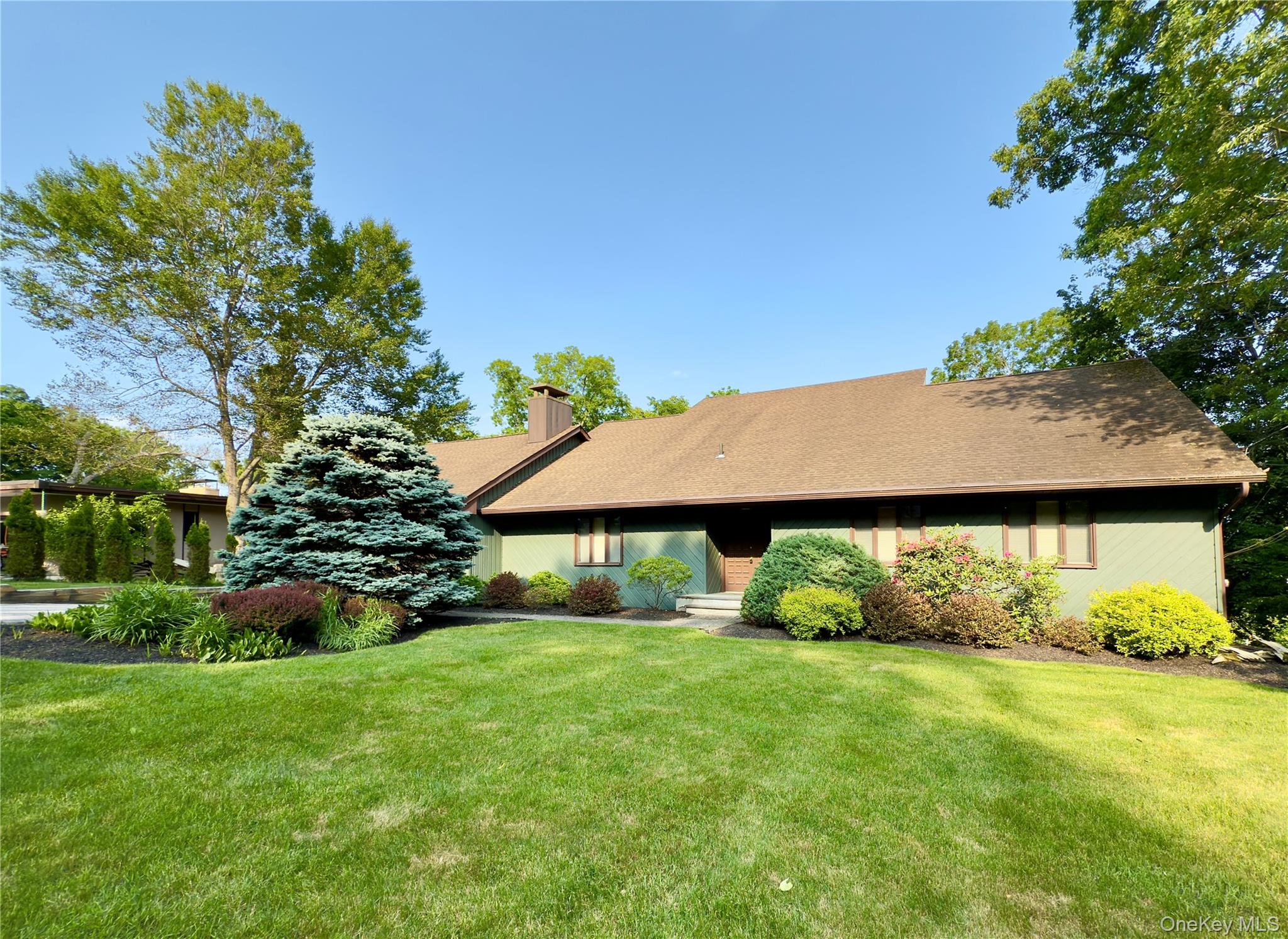 34 Brentwood Drive, Poughkeepsie, NY 12603