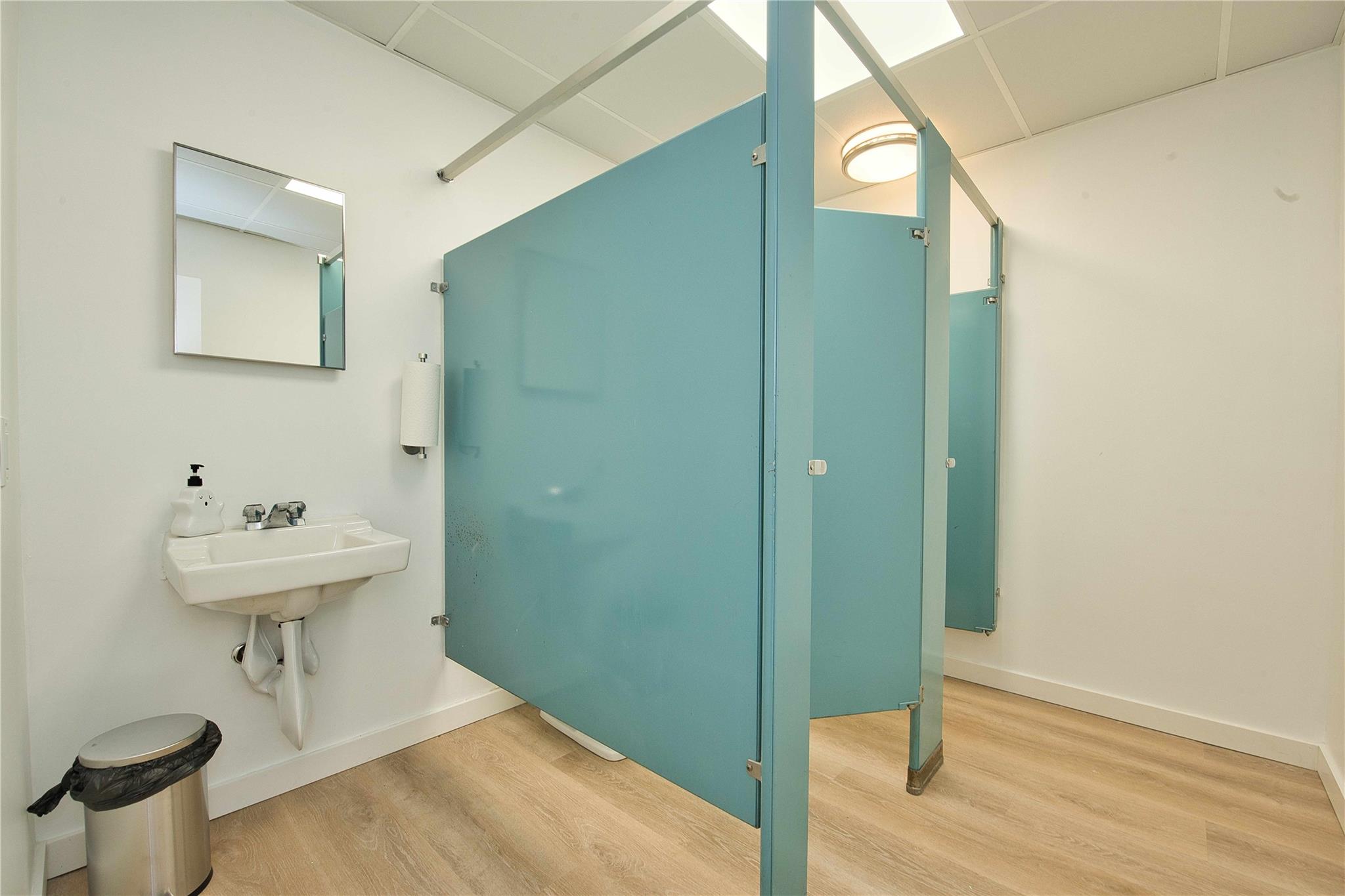 121 Pulaski Road # 3, Kings Park, NY 11754