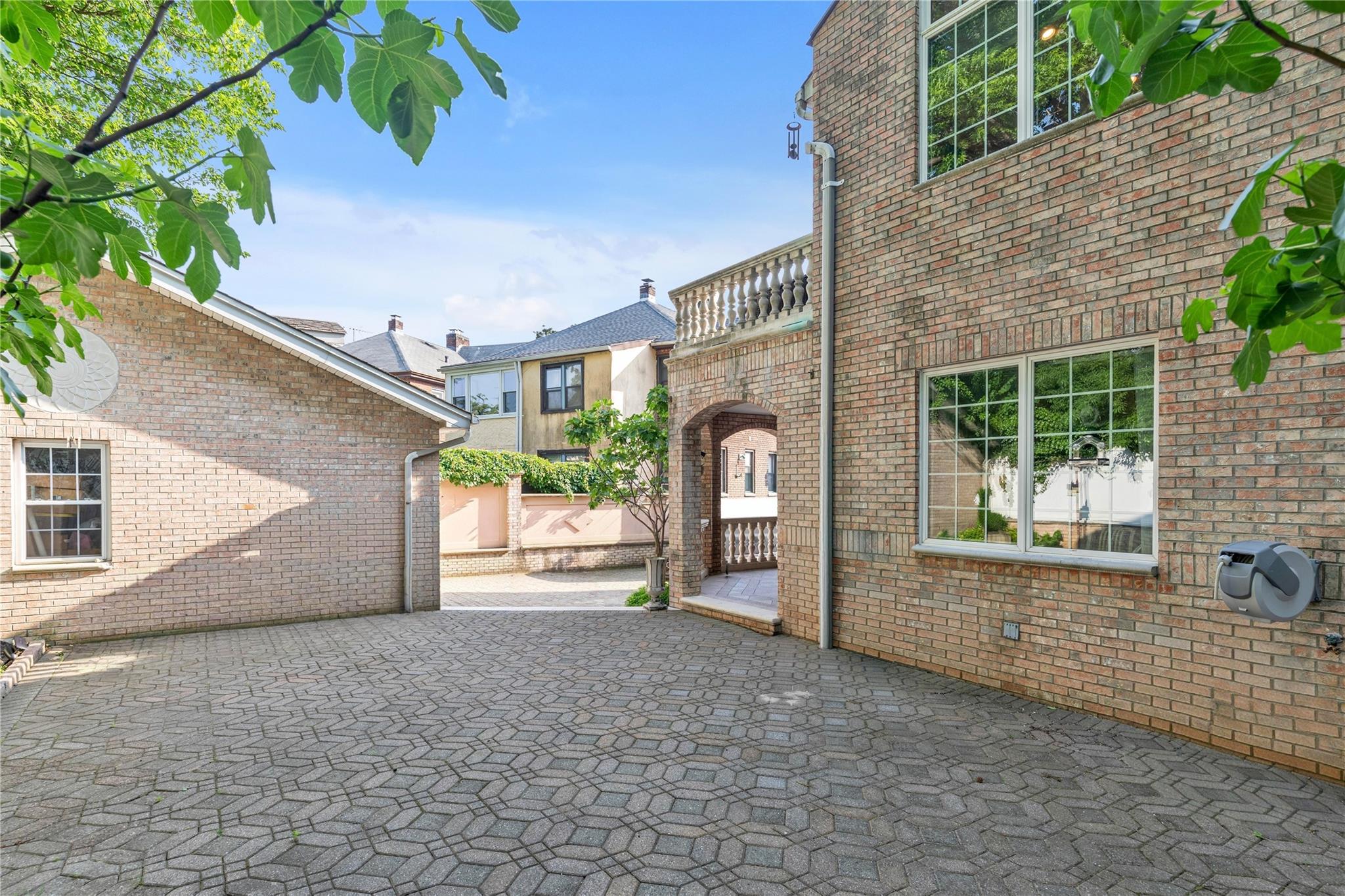 1338 Kearney Avenue, Bronx, NY 10465