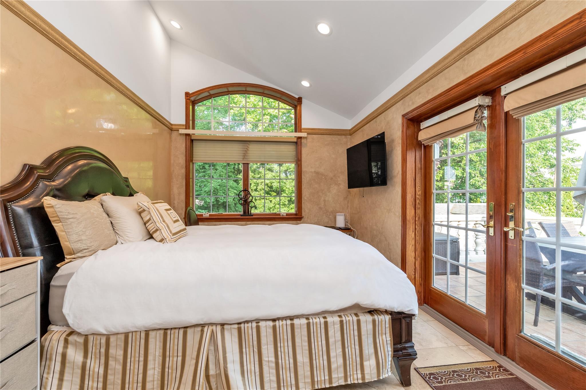 1338 Kearney Avenue, Bronx, NY 10465