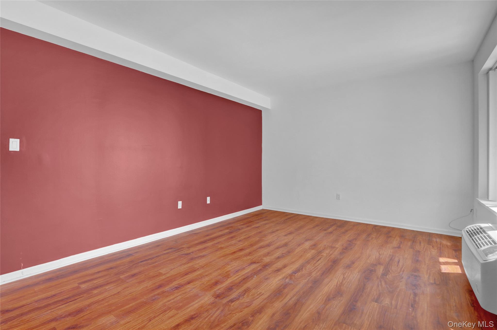 100 W Broadway # 6Q, Long Beach, NY 11561